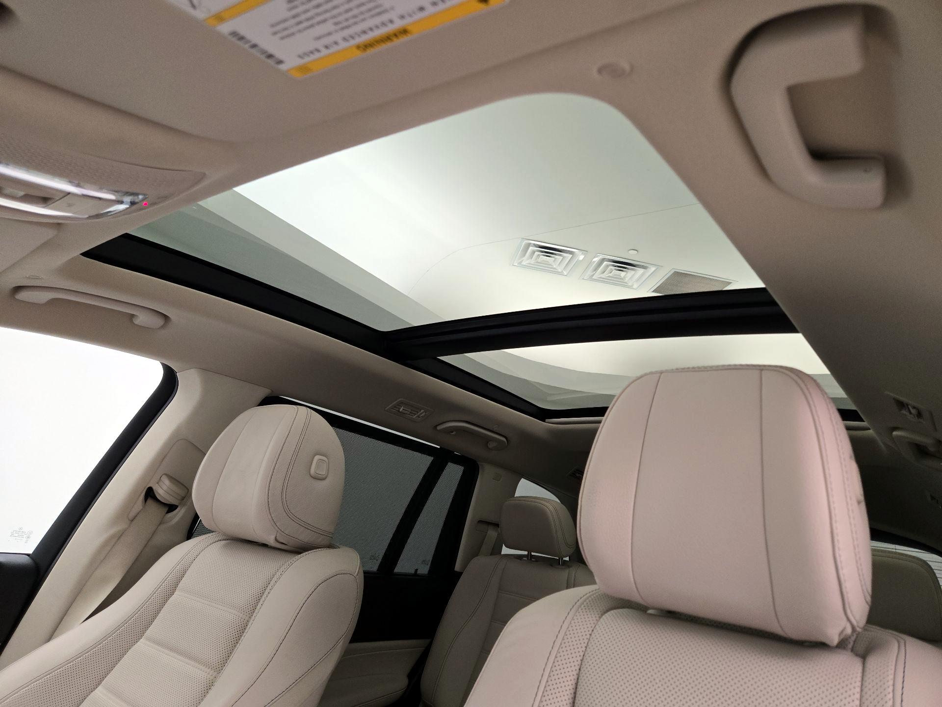 Thumbnail: 2021 Mercedes-Benz GLS - 20