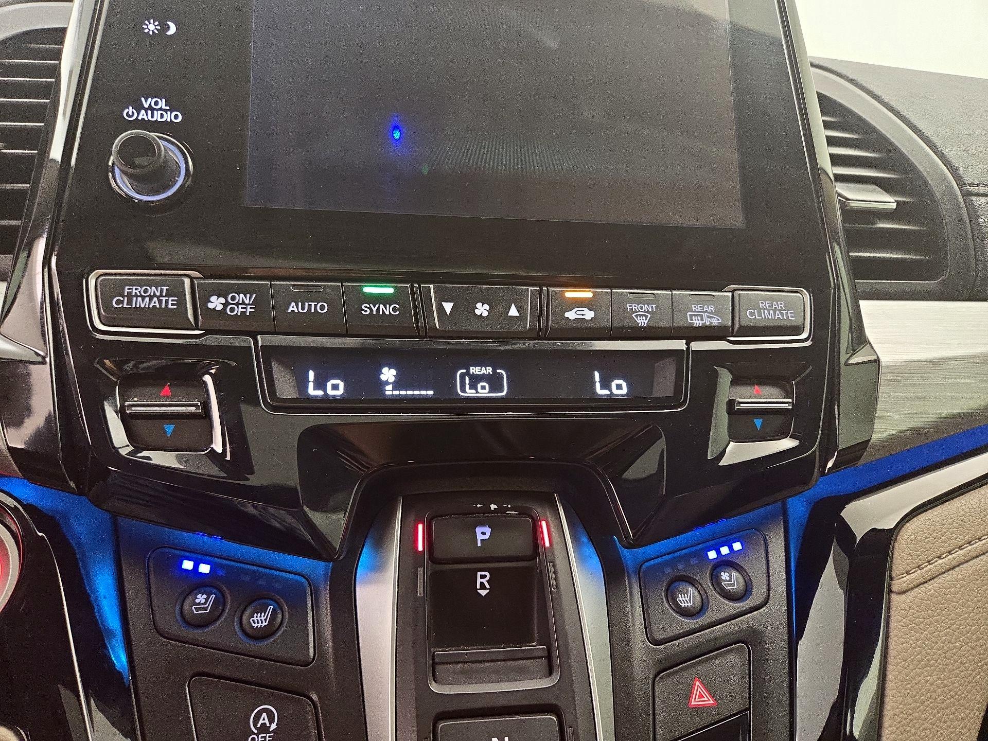 Thumbnail: 2019 Honda Odyssey - 17