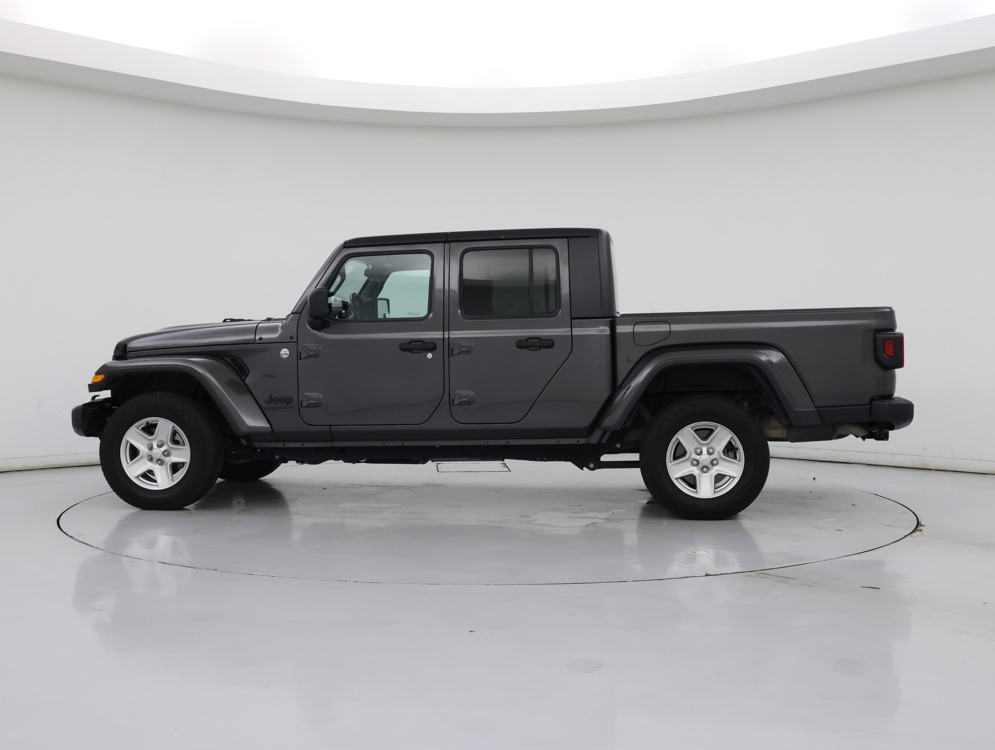 Thumbnail: 2021 Jeep Gladiator - 3