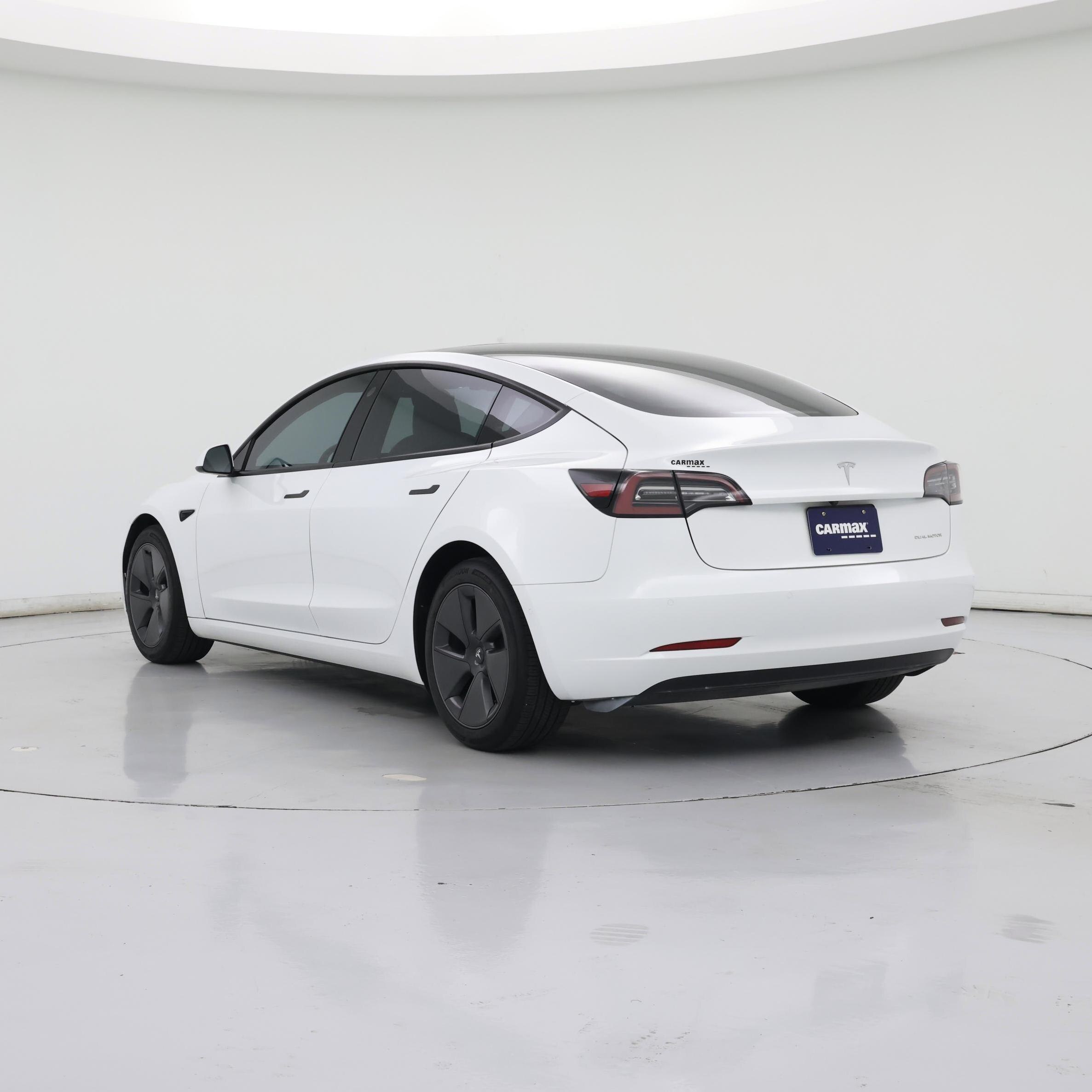 Thumbnail: 2022 Tesla Model 3 - 2