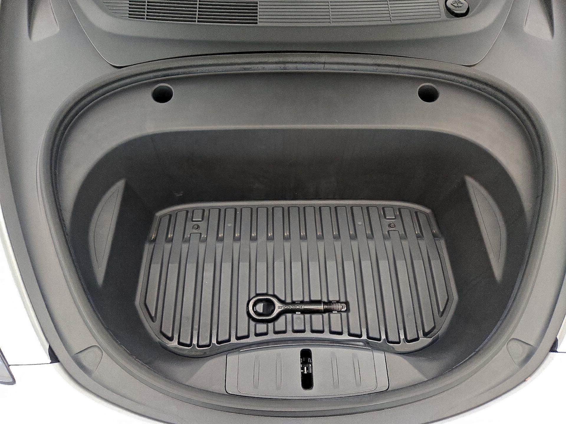 Thumbnail: 2022 Tesla Model 3 - 20