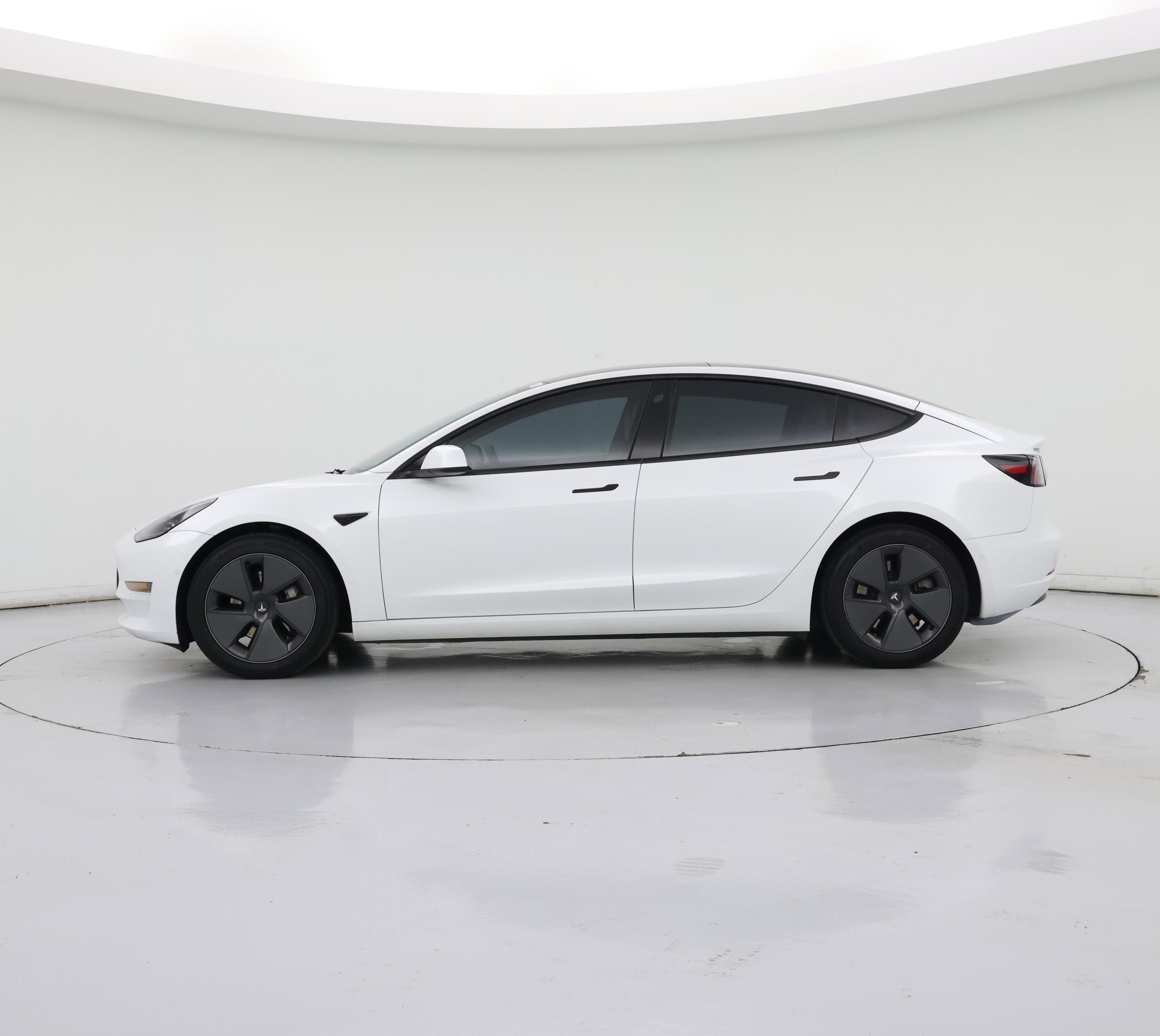 Thumbnail: 2022 Tesla Model 3 - 3