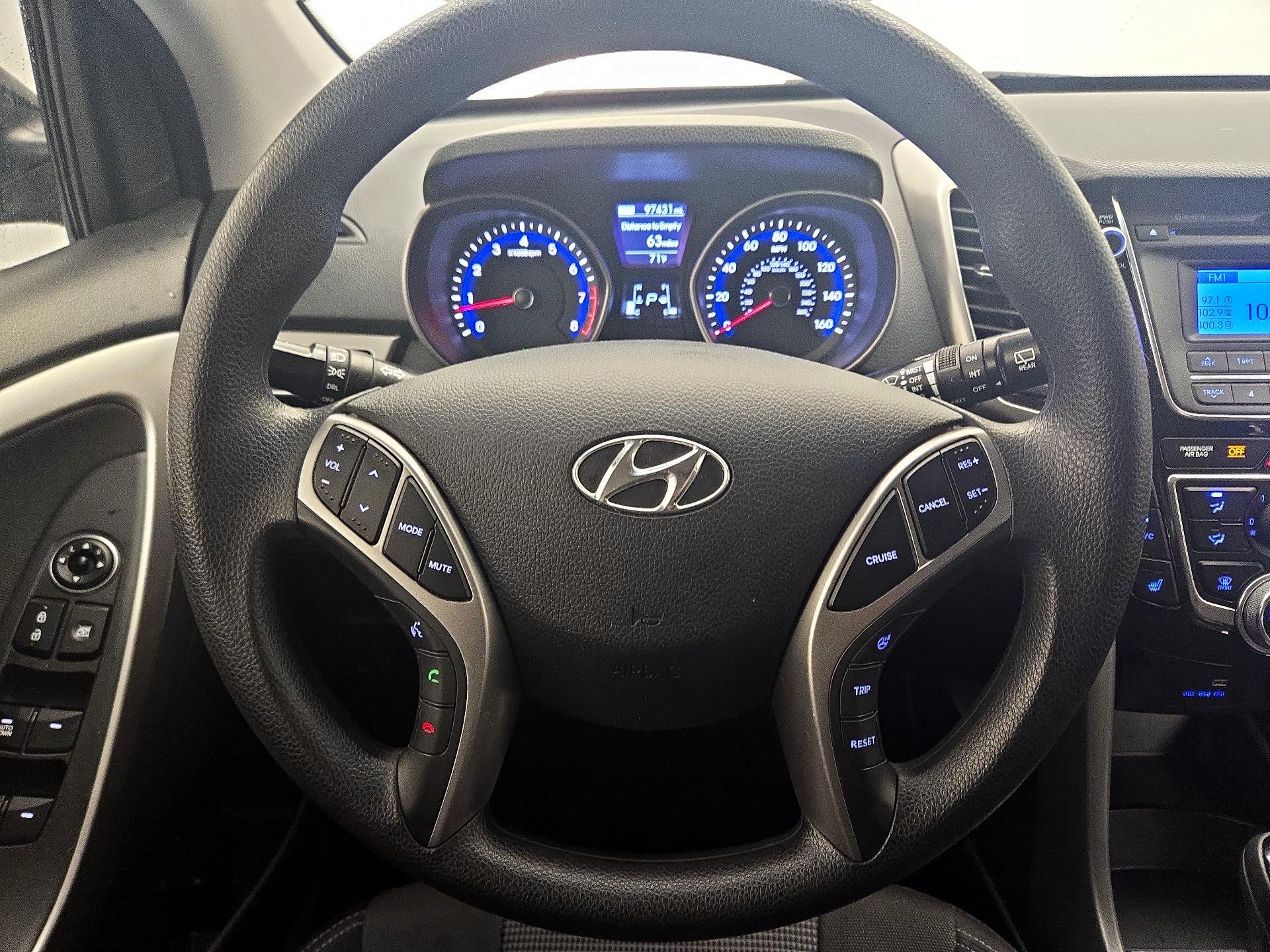 Thumbnail: 2014 Hyundai Elantra - 10