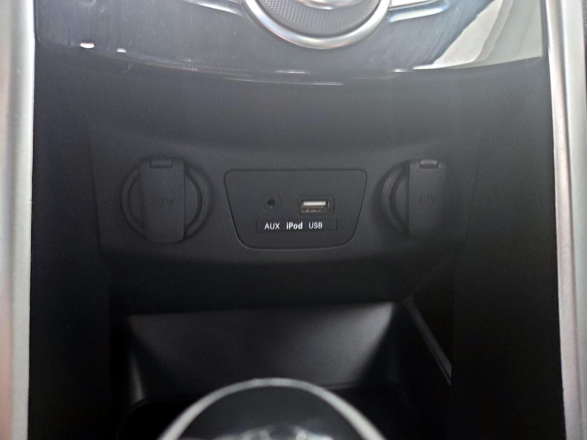 Thumbnail: 2014 Hyundai Elantra - 17
