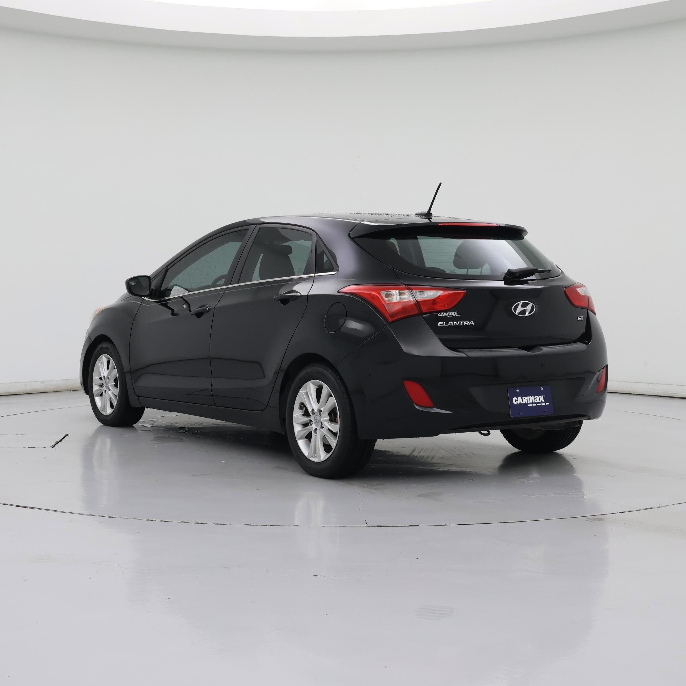 Thumbnail: 2014 Hyundai Elantra - 2