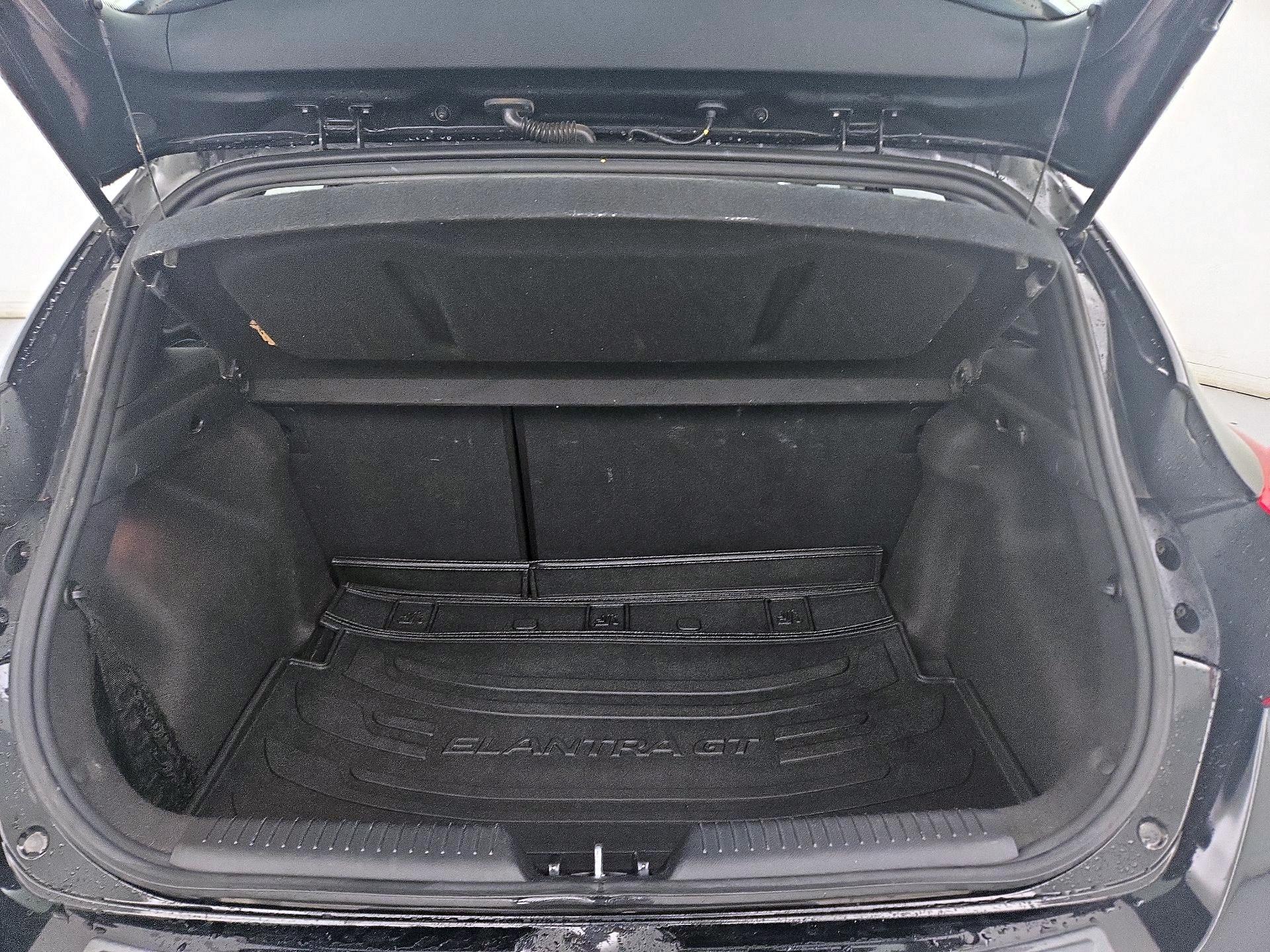 Thumbnail: 2014 Hyundai Elantra - 19
