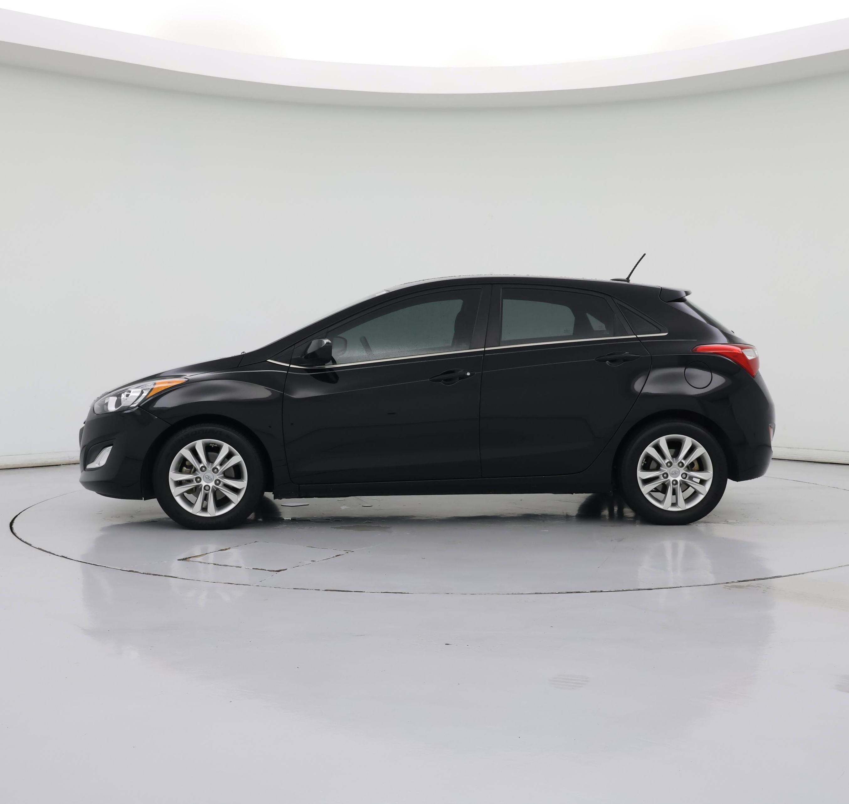 Thumbnail: 2014 Hyundai Elantra - 3