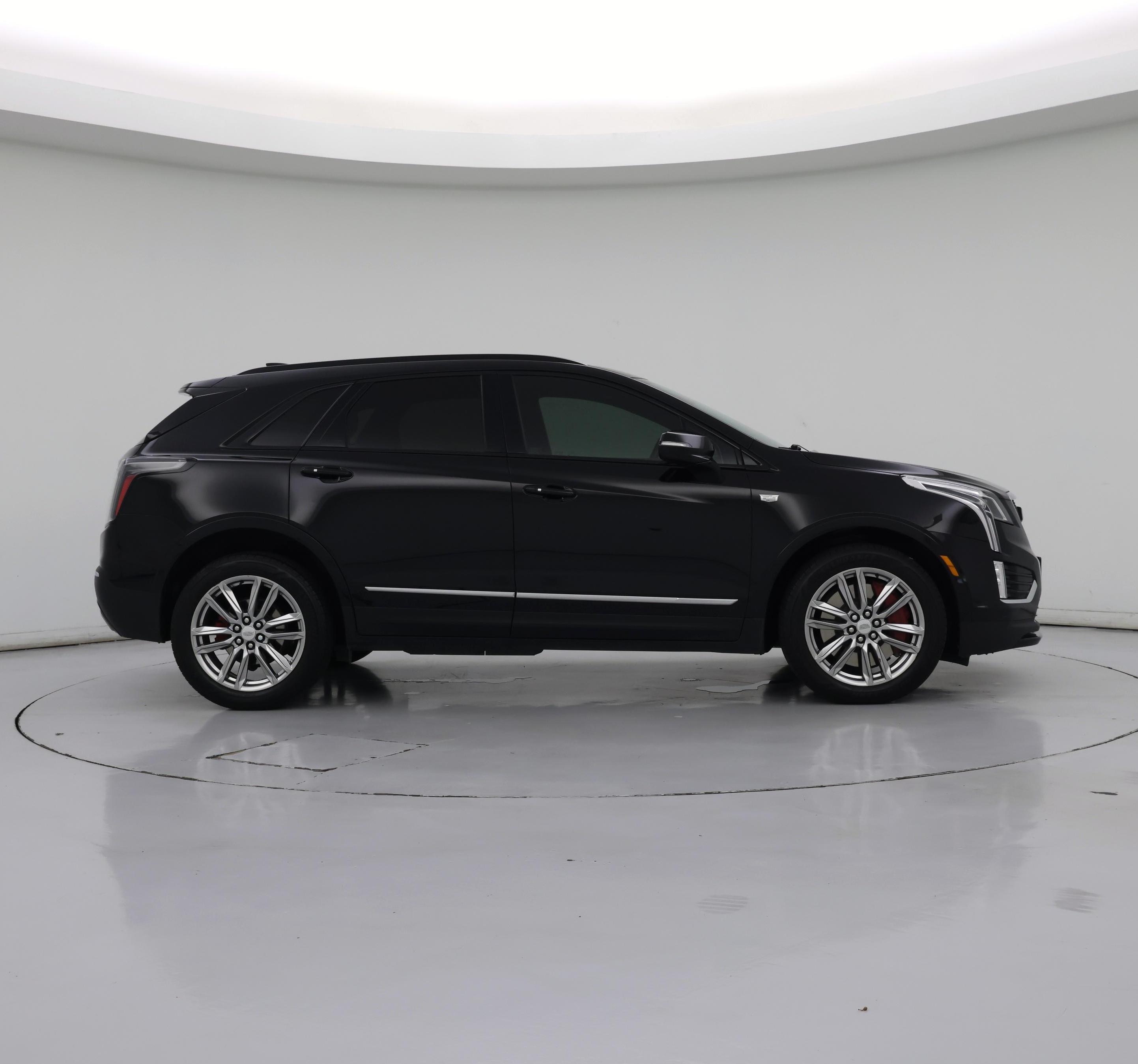 Thumbnail: 2023 Cadillac XT5 - 7