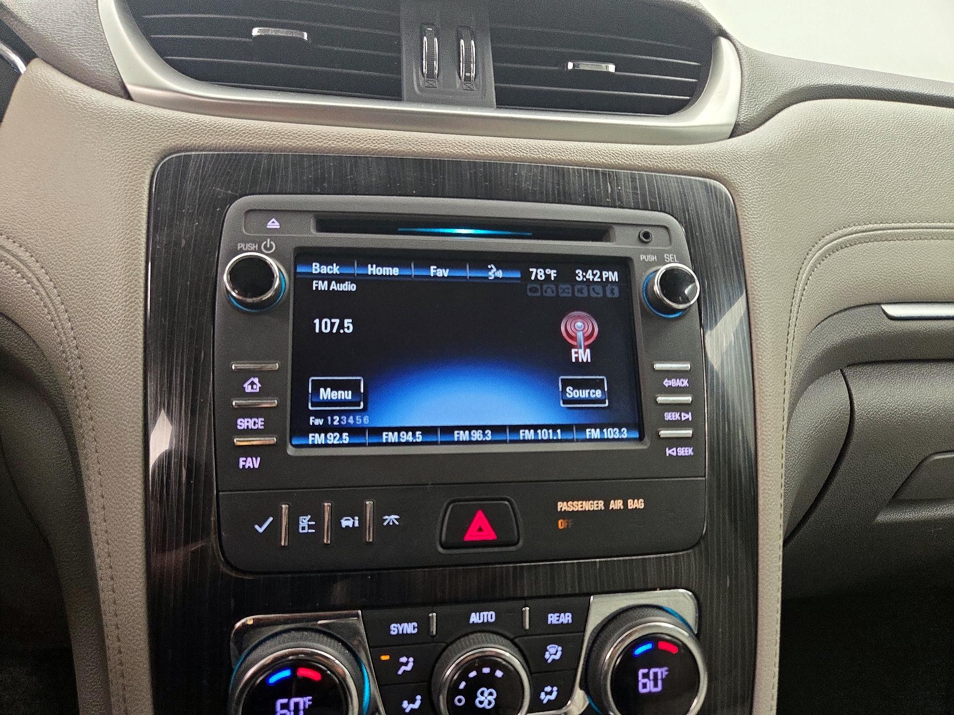 Thumbnail: 2017 Chevrolet Traverse - 15