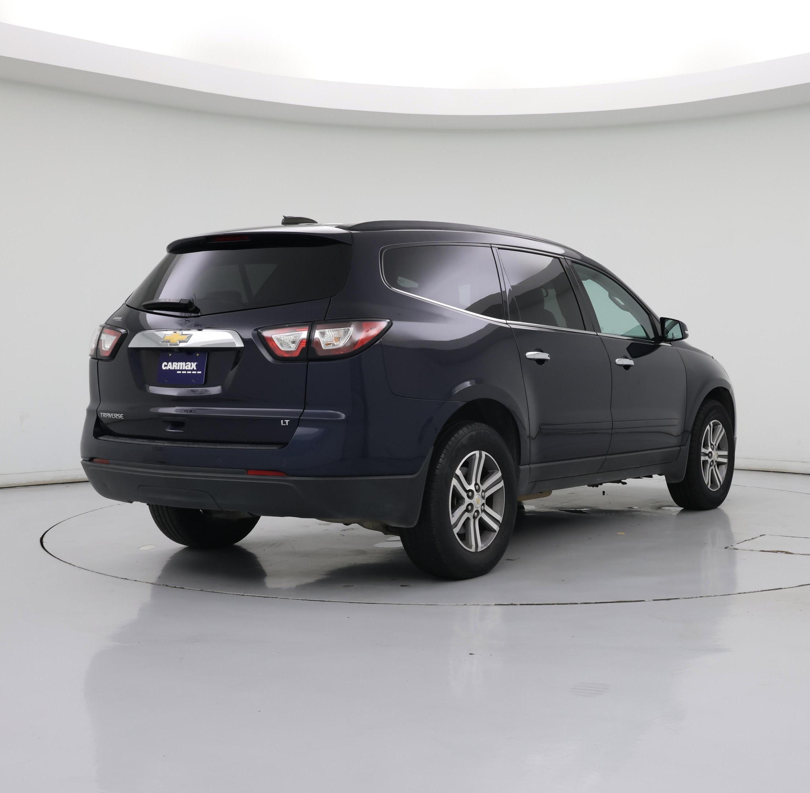 Thumbnail: 2017 Chevrolet Traverse - 8