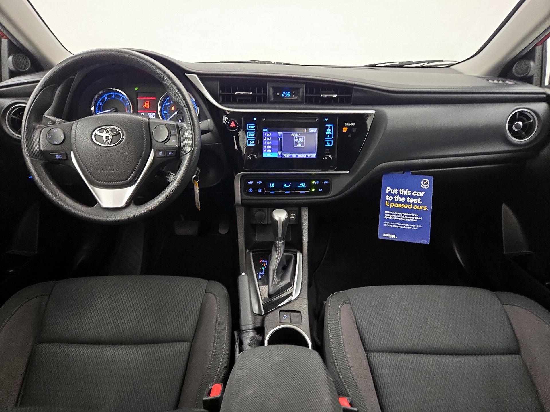 Thumbnail: 2017 Toyota Corolla - 9