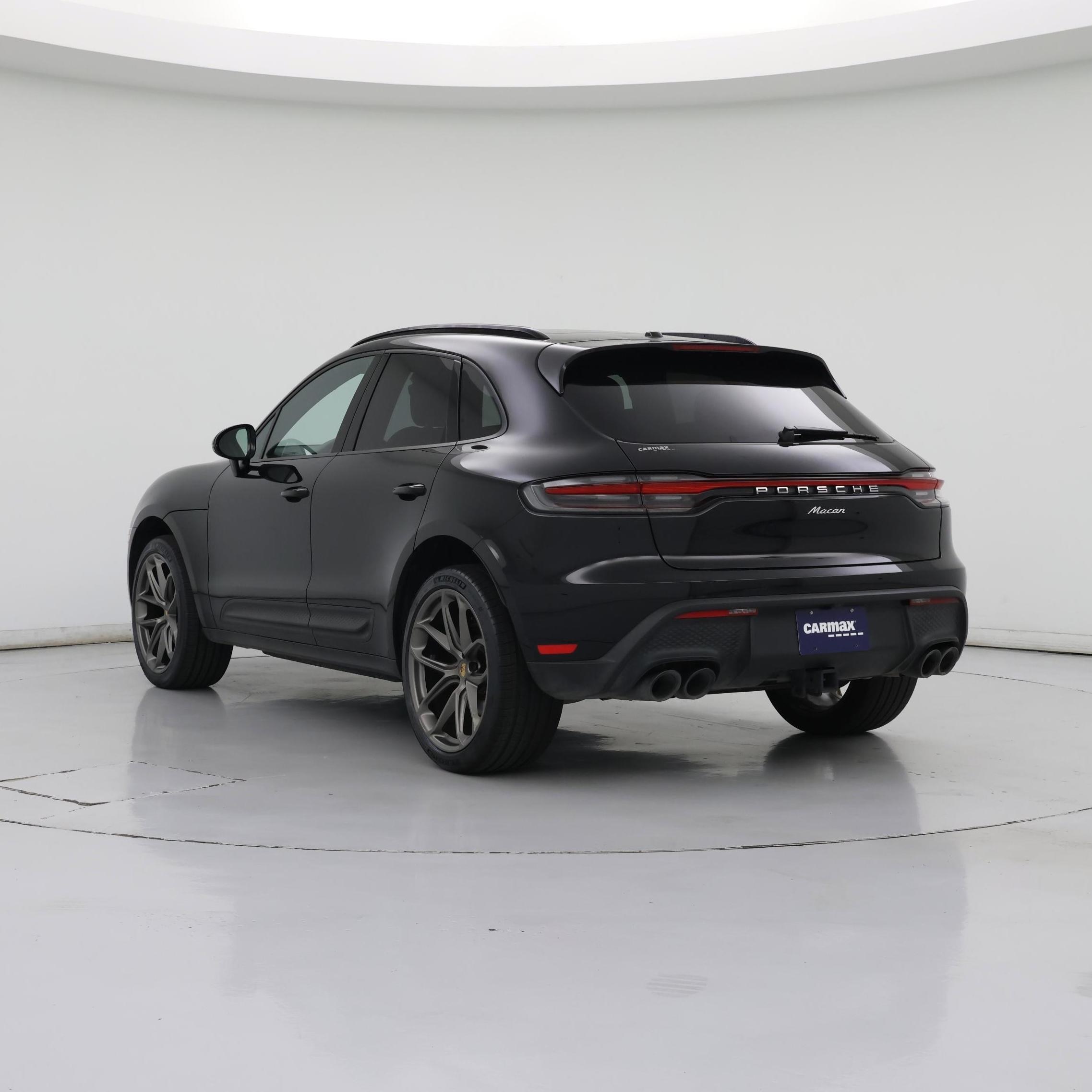 Thumbnail: 2022 Porsche Macan - 2