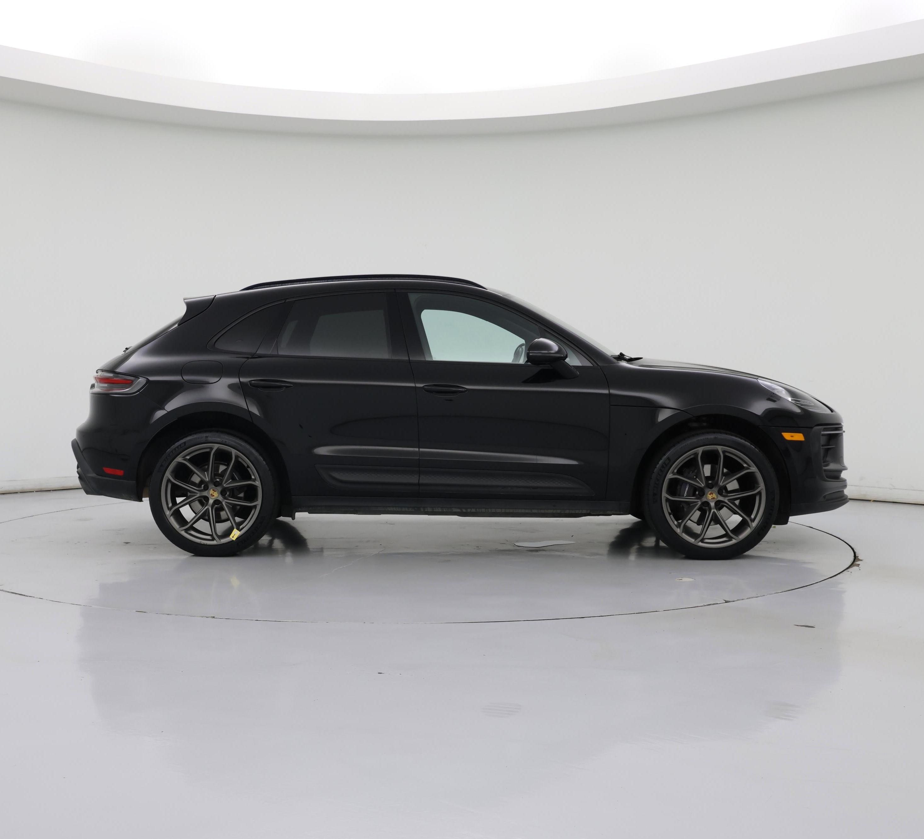 Thumbnail: 2022 Porsche Macan - 7
