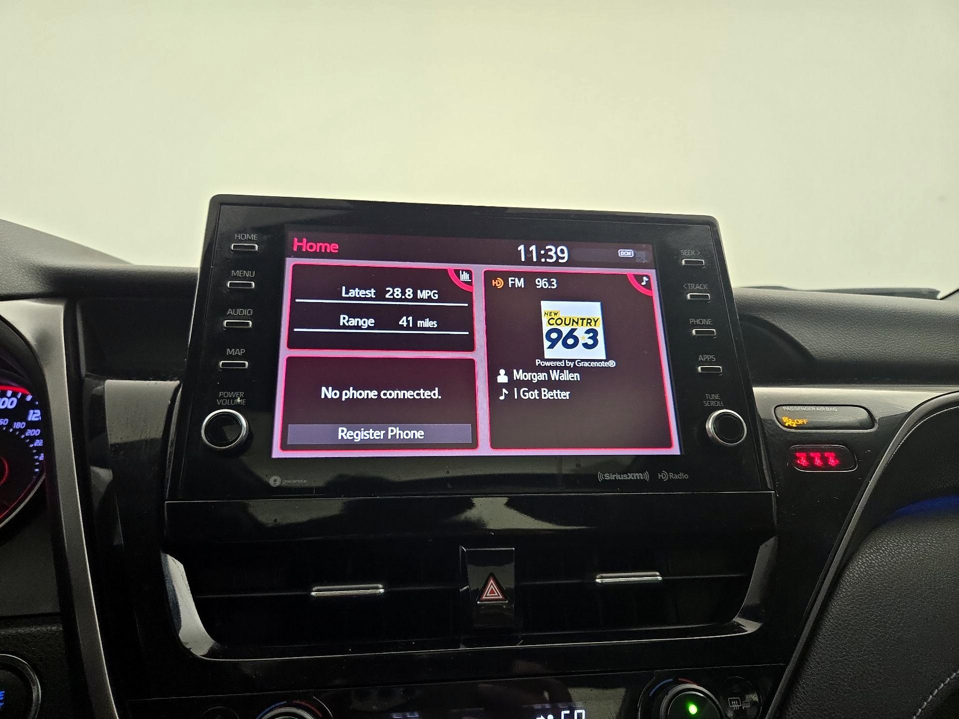 Thumbnail: 2021 Toyota Camry - 15