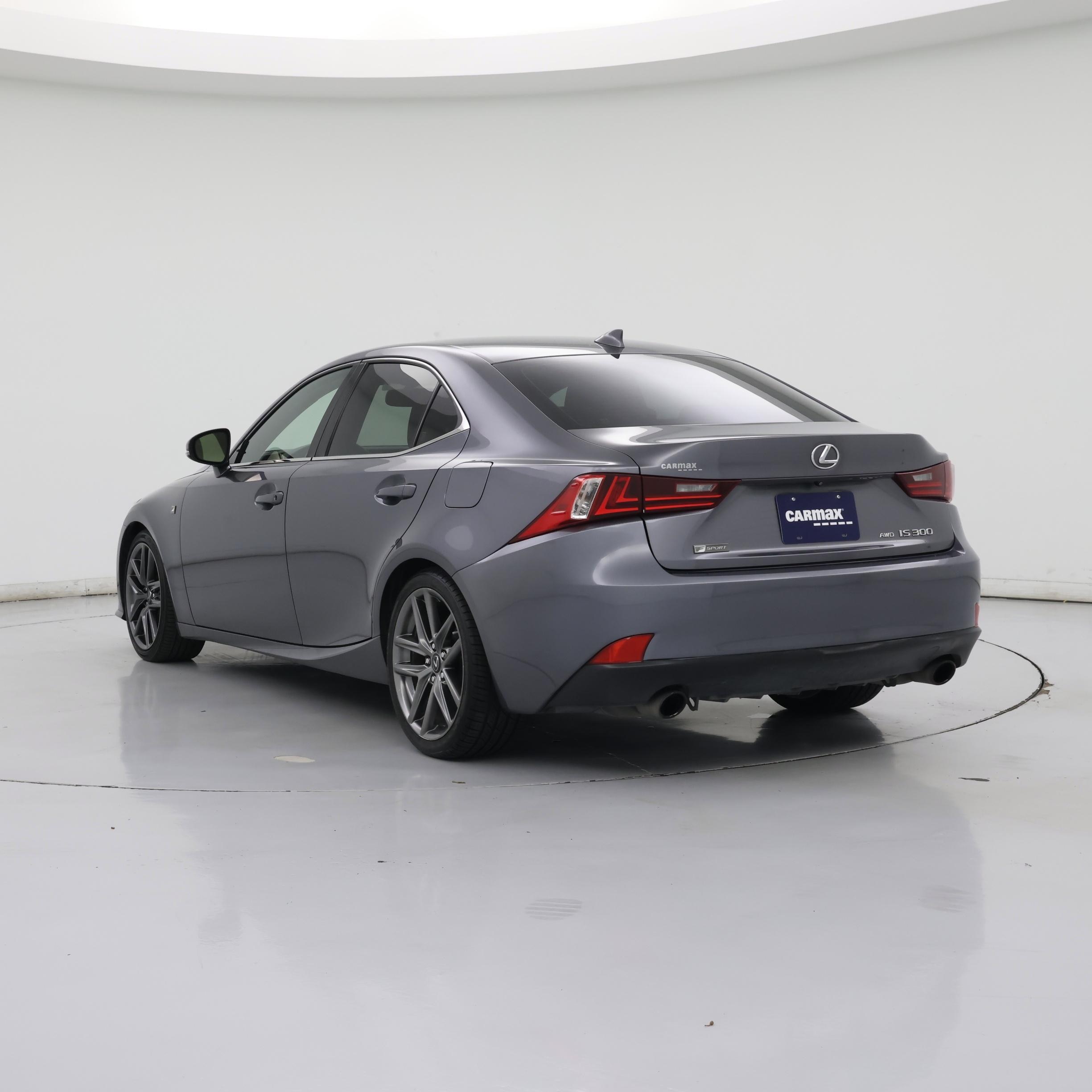 Thumbnail: 2016 Lexus IS - 2