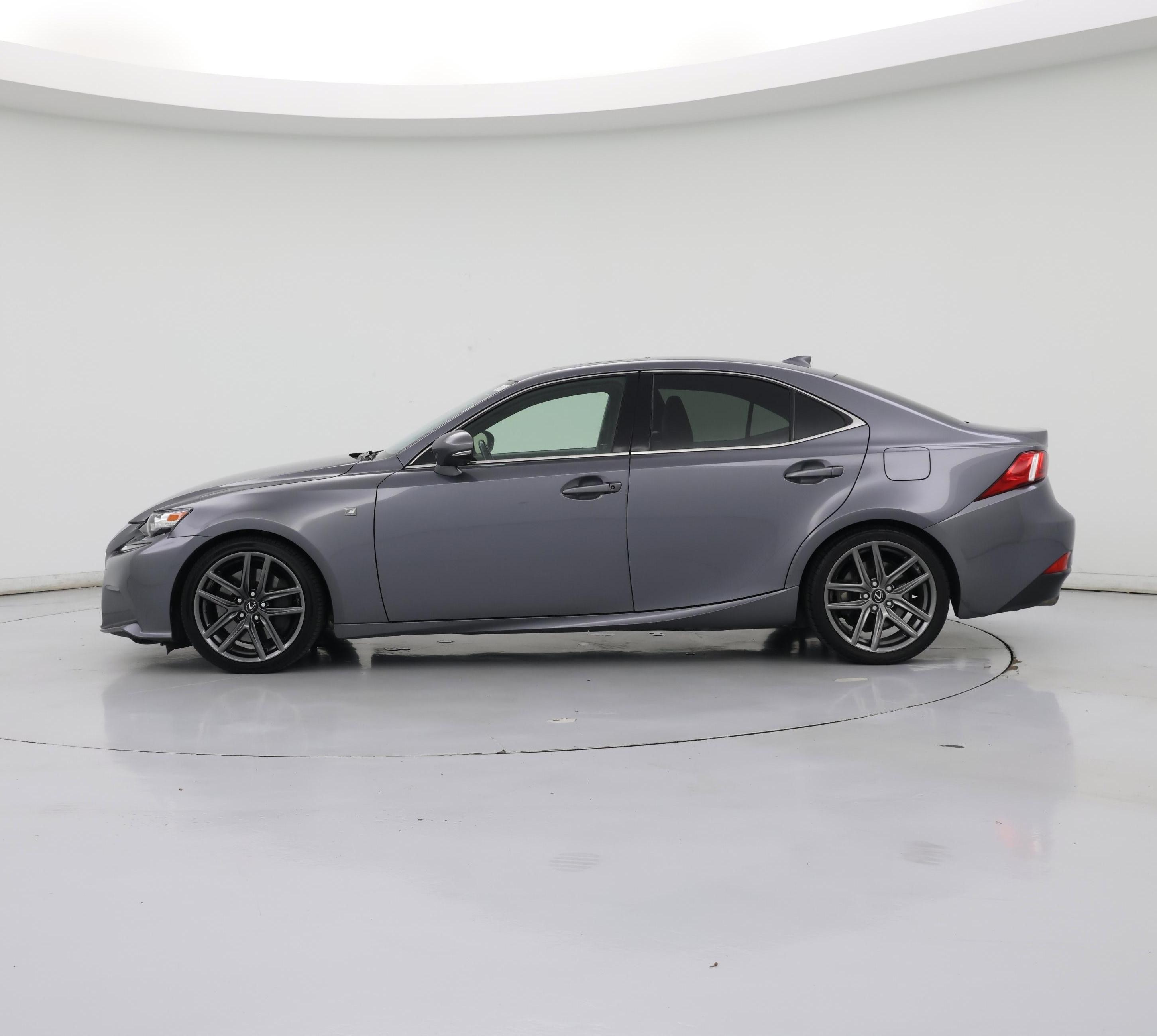 Thumbnail: 2016 Lexus IS - 3