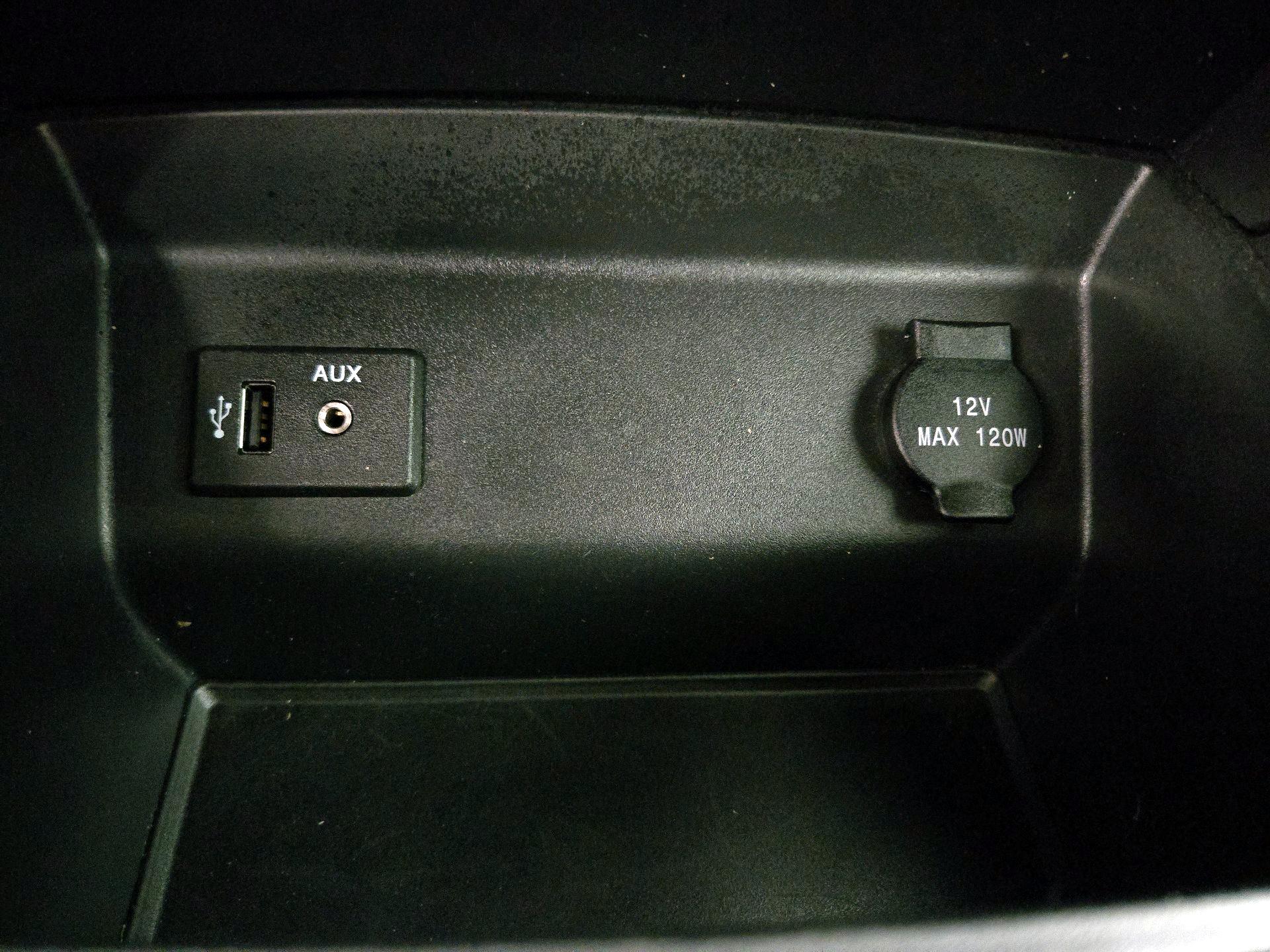 Thumbnail: 2016 Nissan Altima - 18