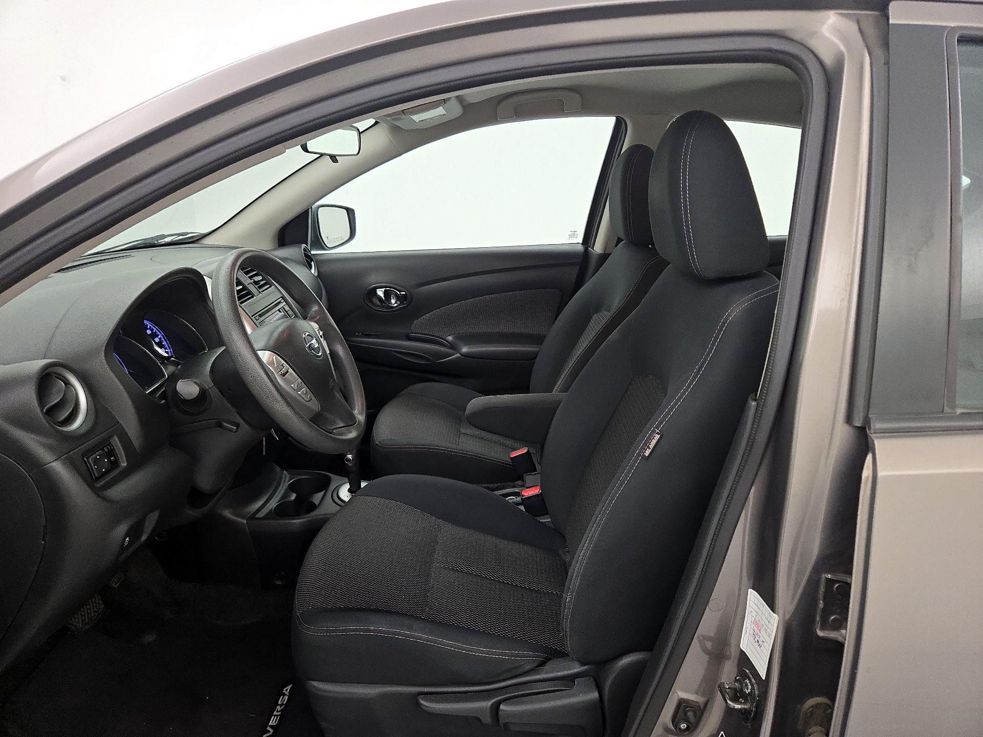 Thumbnail: 2016 Nissan Versa - 11