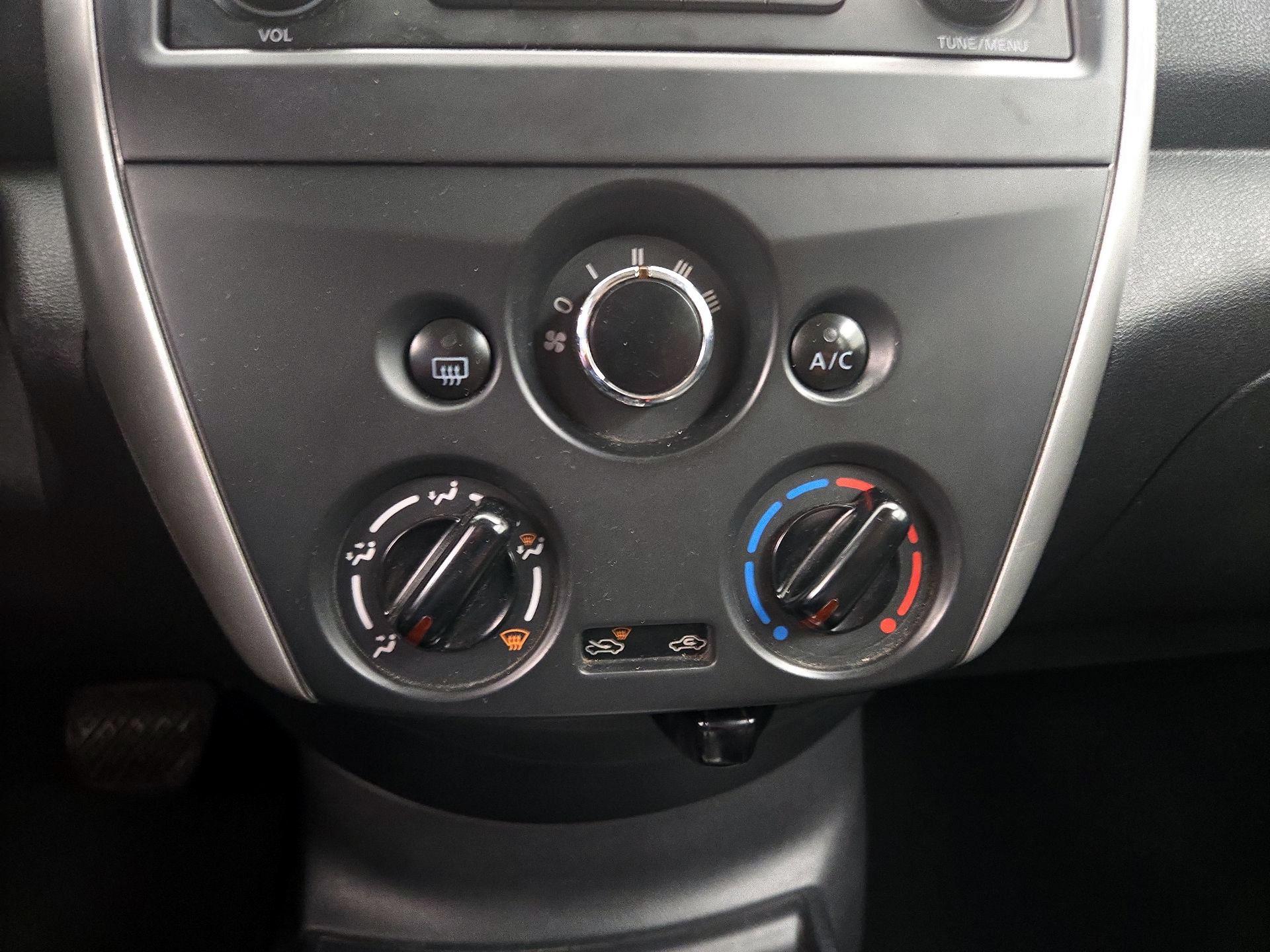 Thumbnail: 2016 Nissan Versa - 15