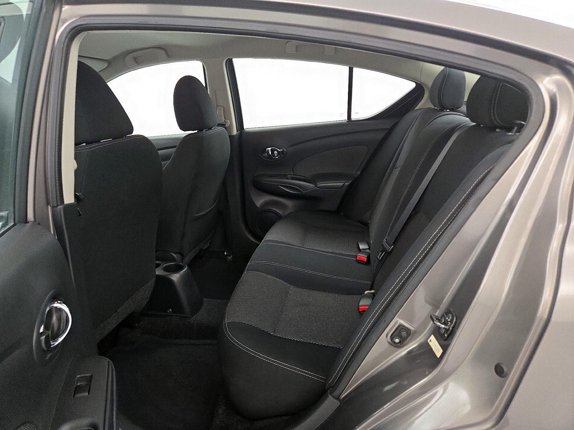 Thumbnail: 2016 Nissan Versa - 18