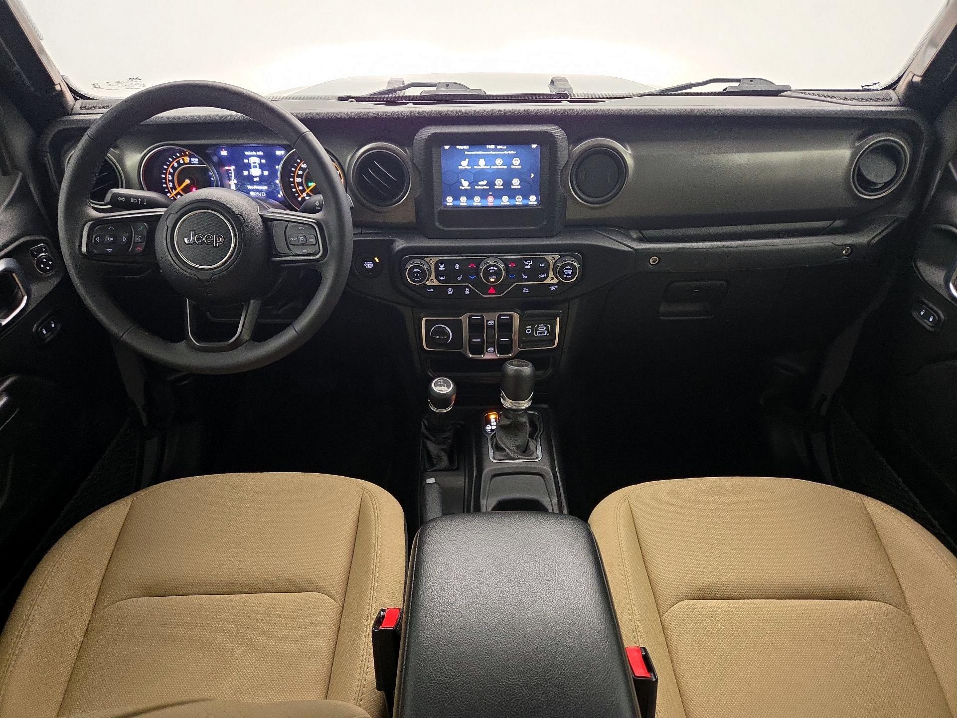 Thumbnail: 2023 Jeep Gladiator - 9