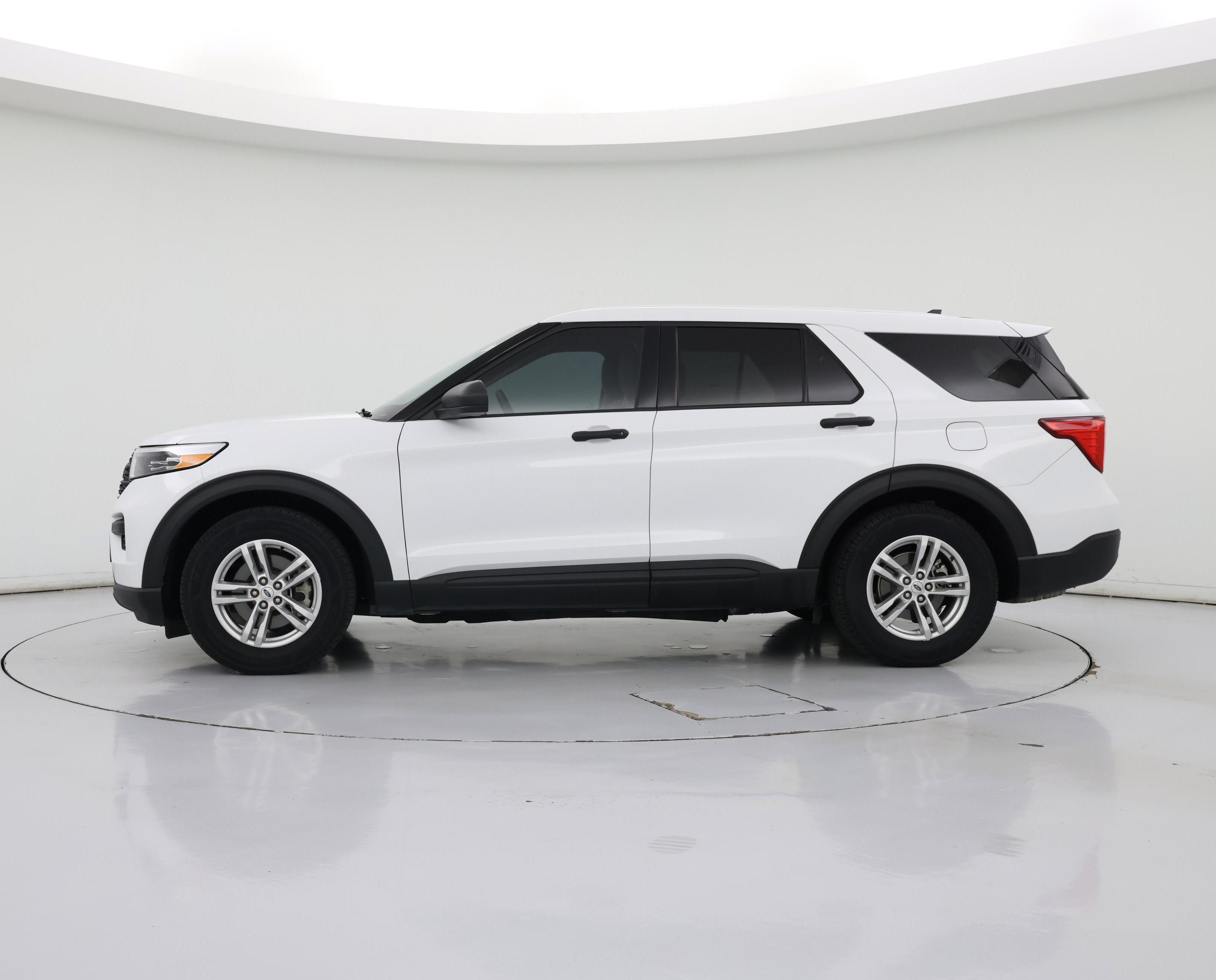 Thumbnail: 2022 Ford Explorer - 3