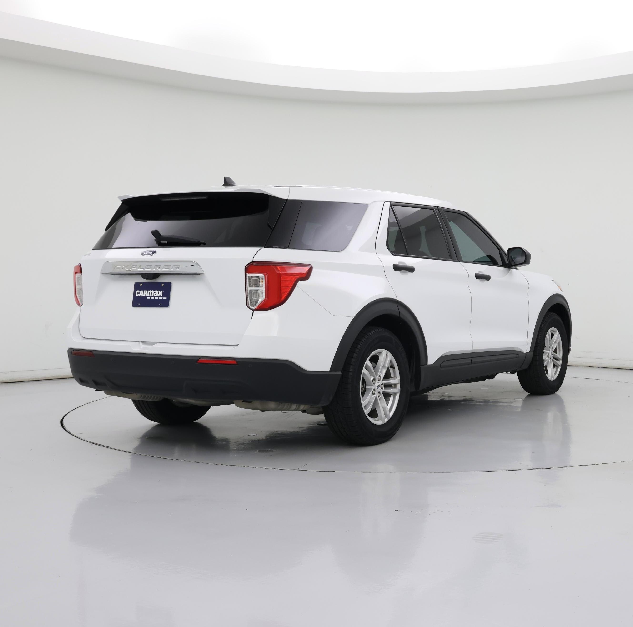 Thumbnail: 2022 Ford Explorer - 8