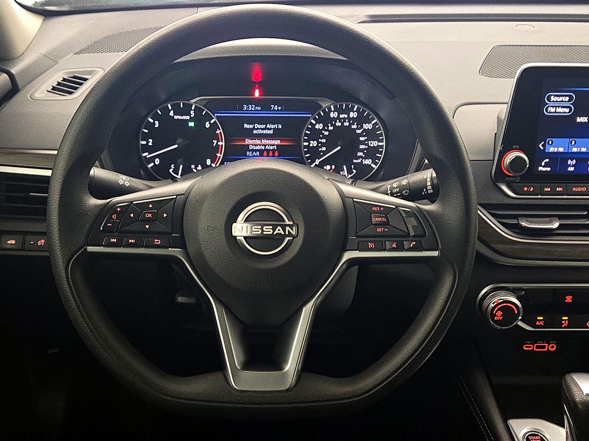 Thumbnail: 2023 Nissan Altima - 10
