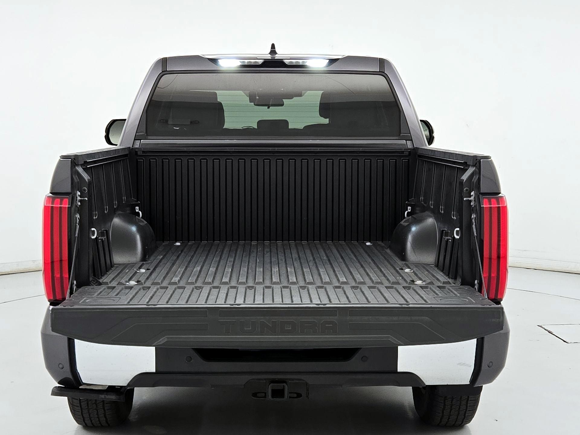 Thumbnail: 2022 Toyota Tundra - 20