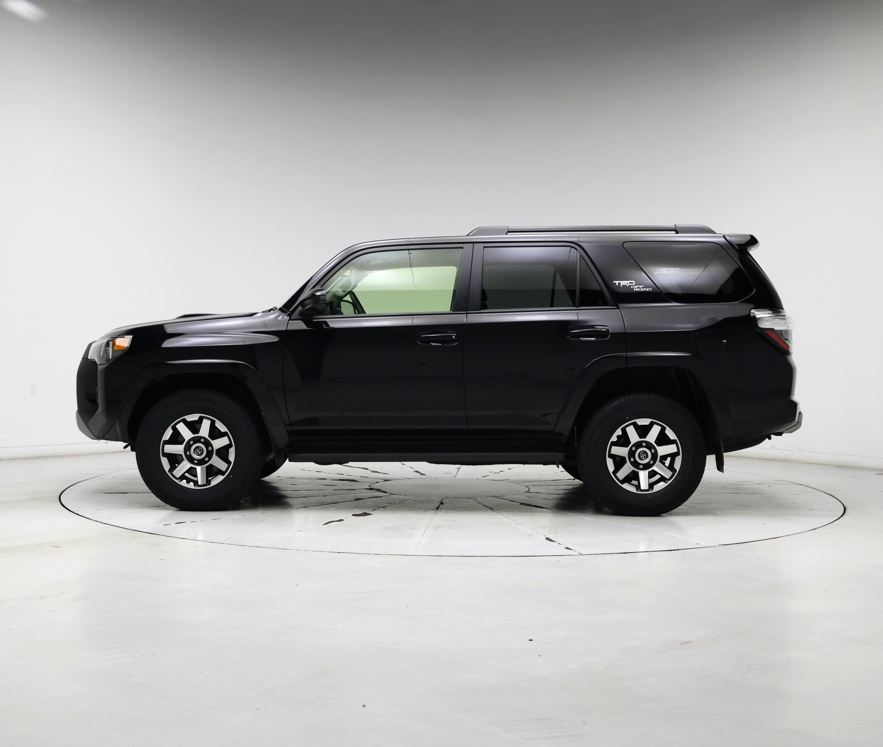 Thumbnail: 2024 Toyota 4Runner - 3