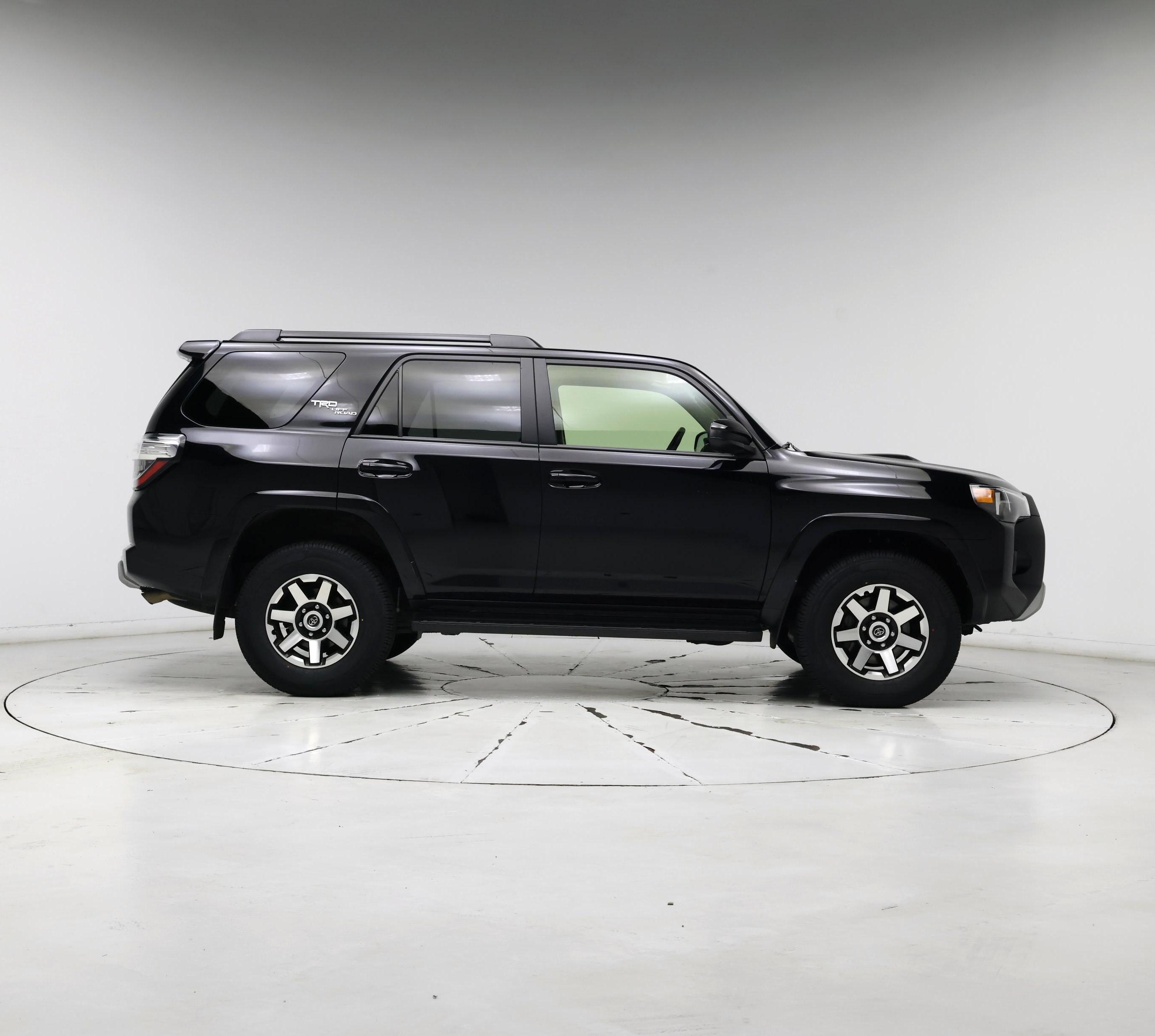 Thumbnail: 2024 Toyota 4Runner - 7