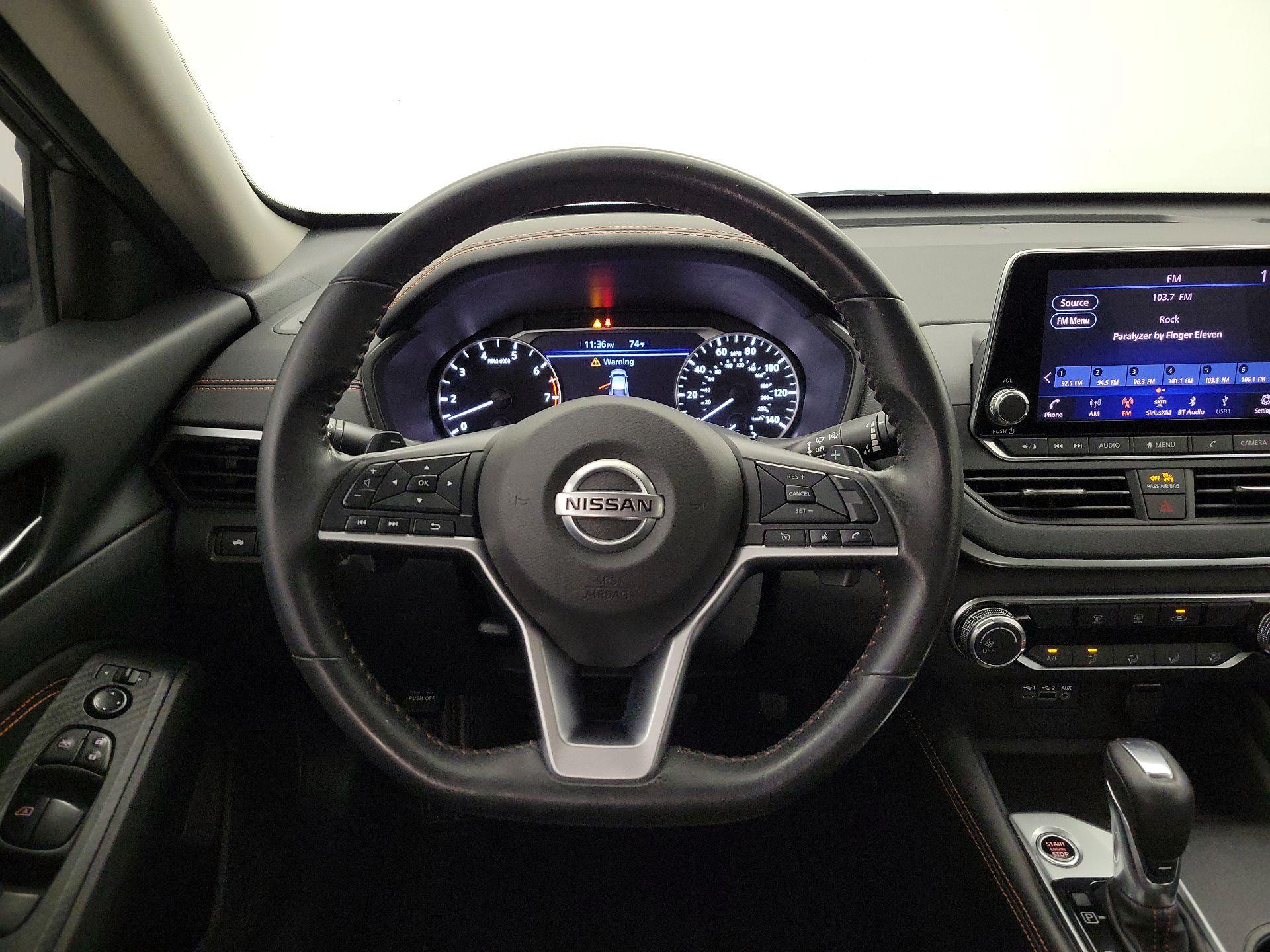 Thumbnail: 2022 Nissan Altima - 10