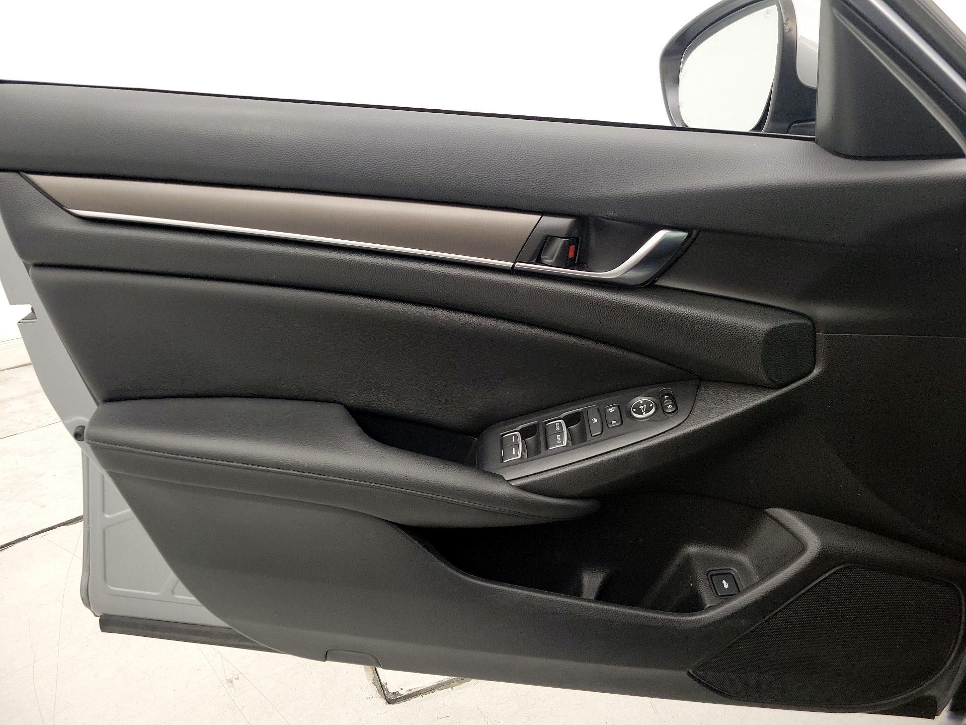 Thumbnail: 2020 Honda Accord - 12