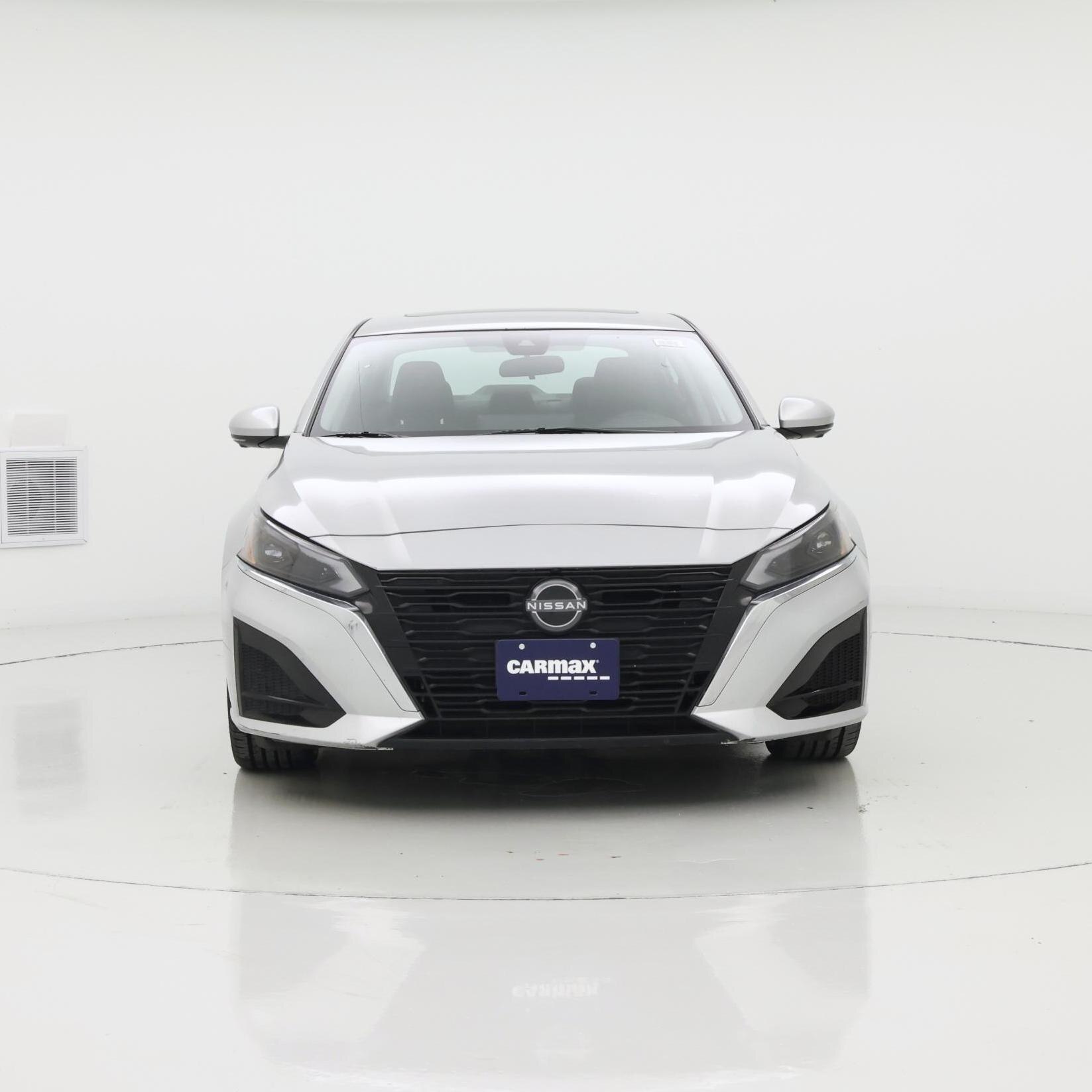Thumbnail: 2023 Nissan Altima - 5