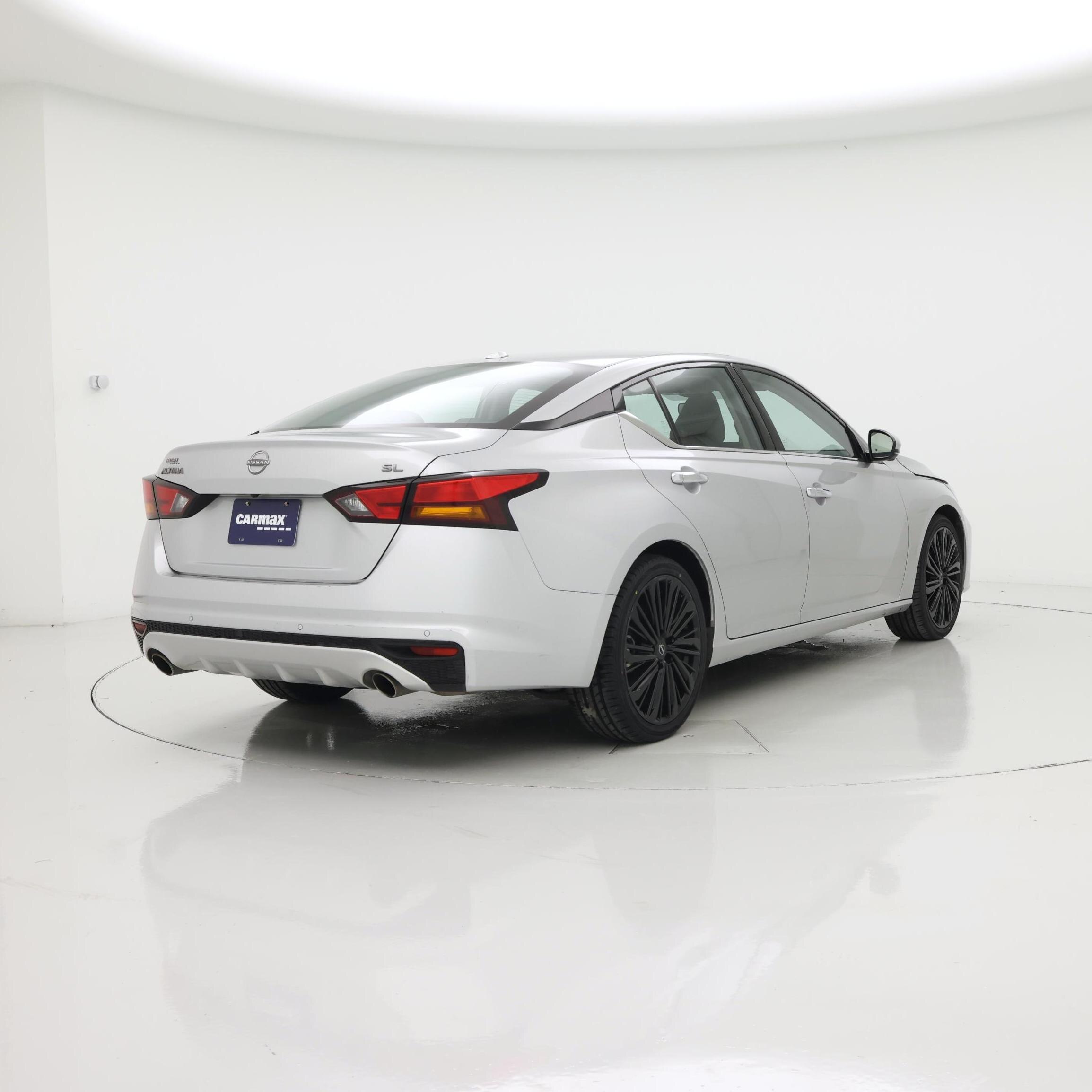 Thumbnail: 2023 Nissan Altima - 8