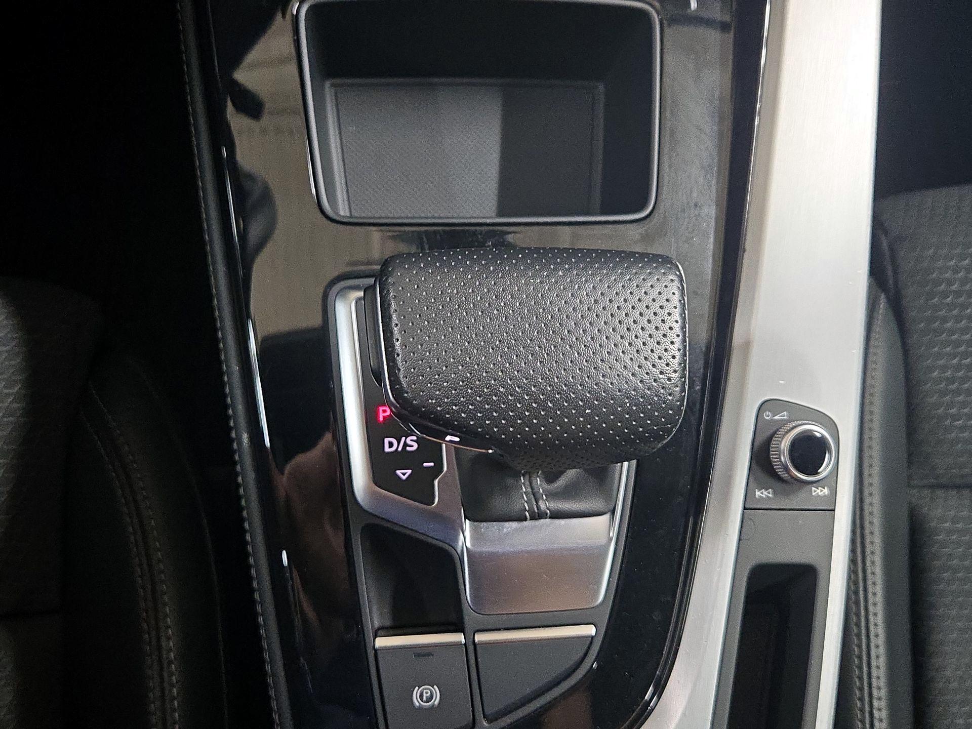 Thumbnail: 2022 Audi A5 - 18