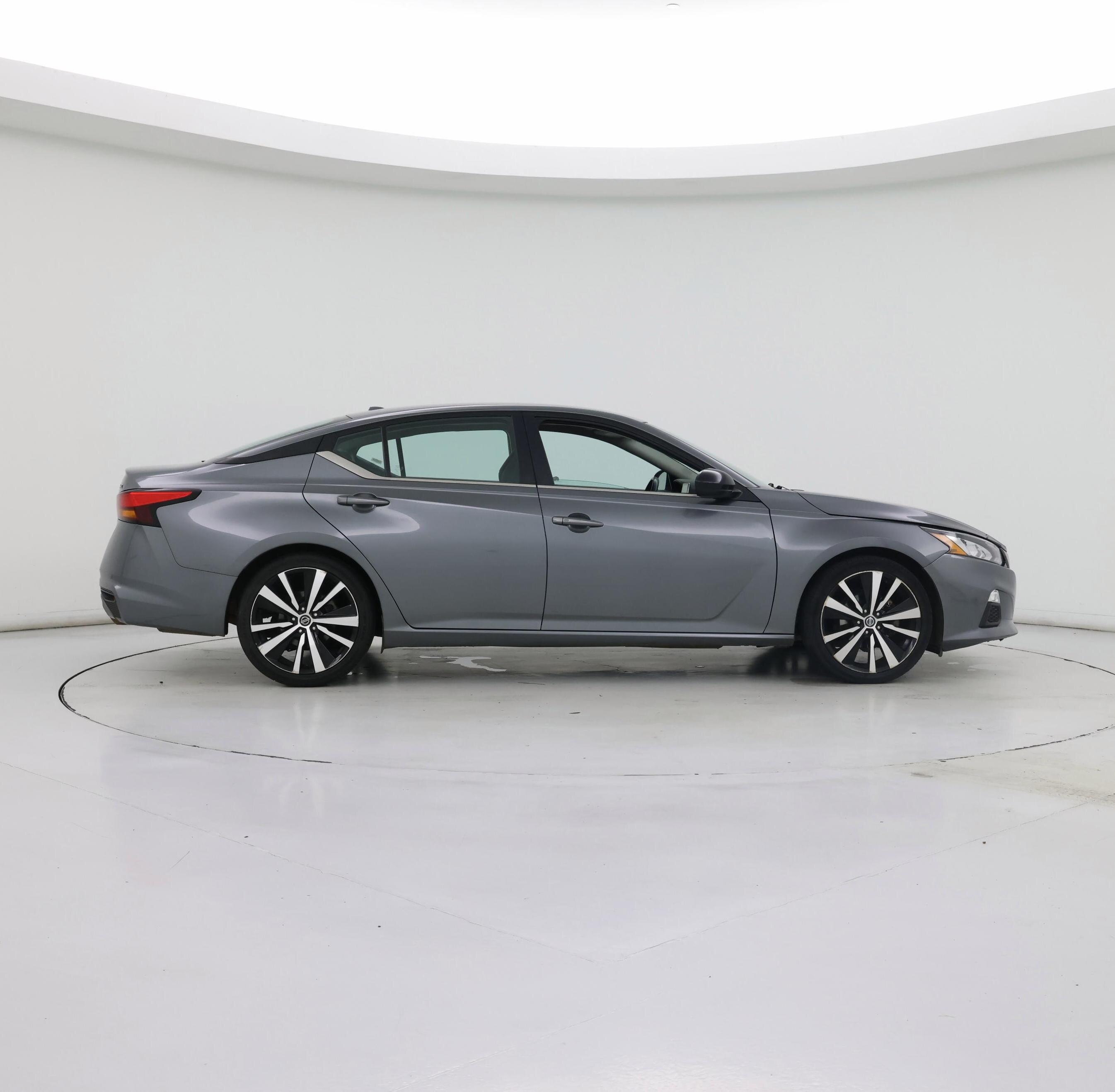 Thumbnail: 2021 Nissan Altima - 7