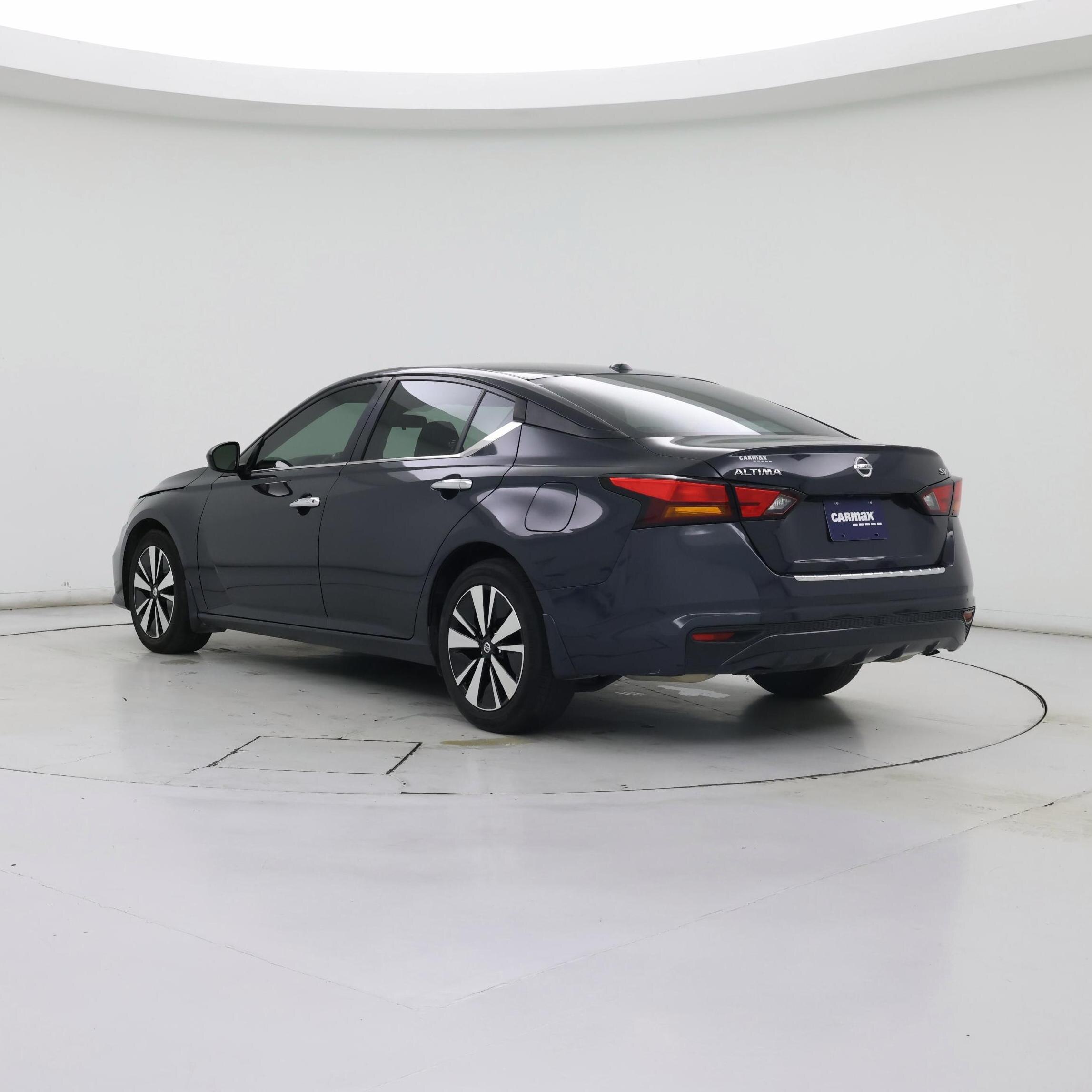 Thumbnail: 2022 Nissan Altima - 2