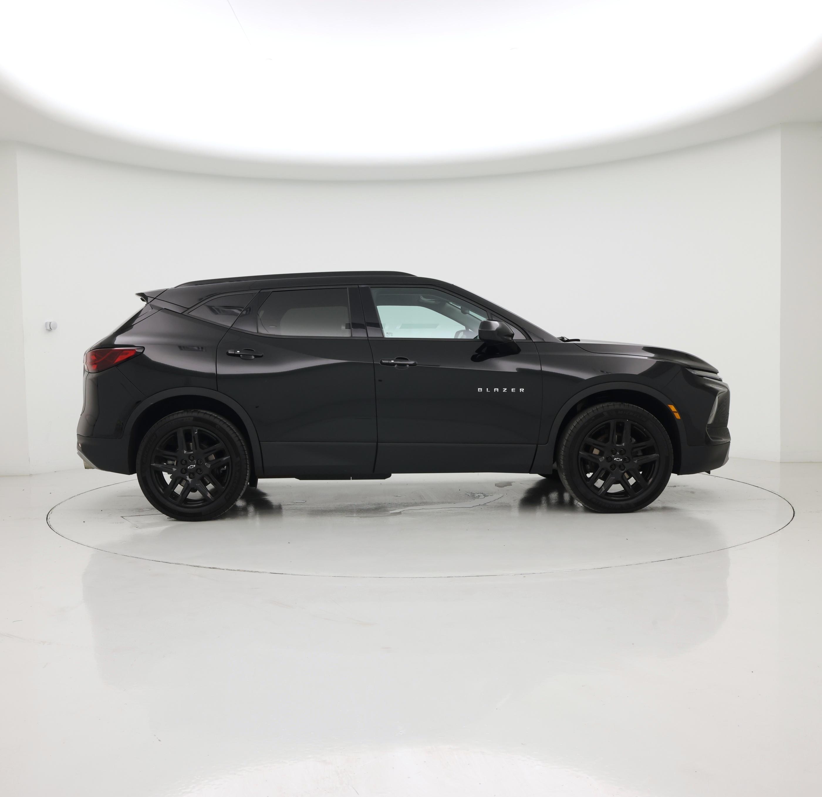 Thumbnail: 2023 Chevrolet Blazer - 7