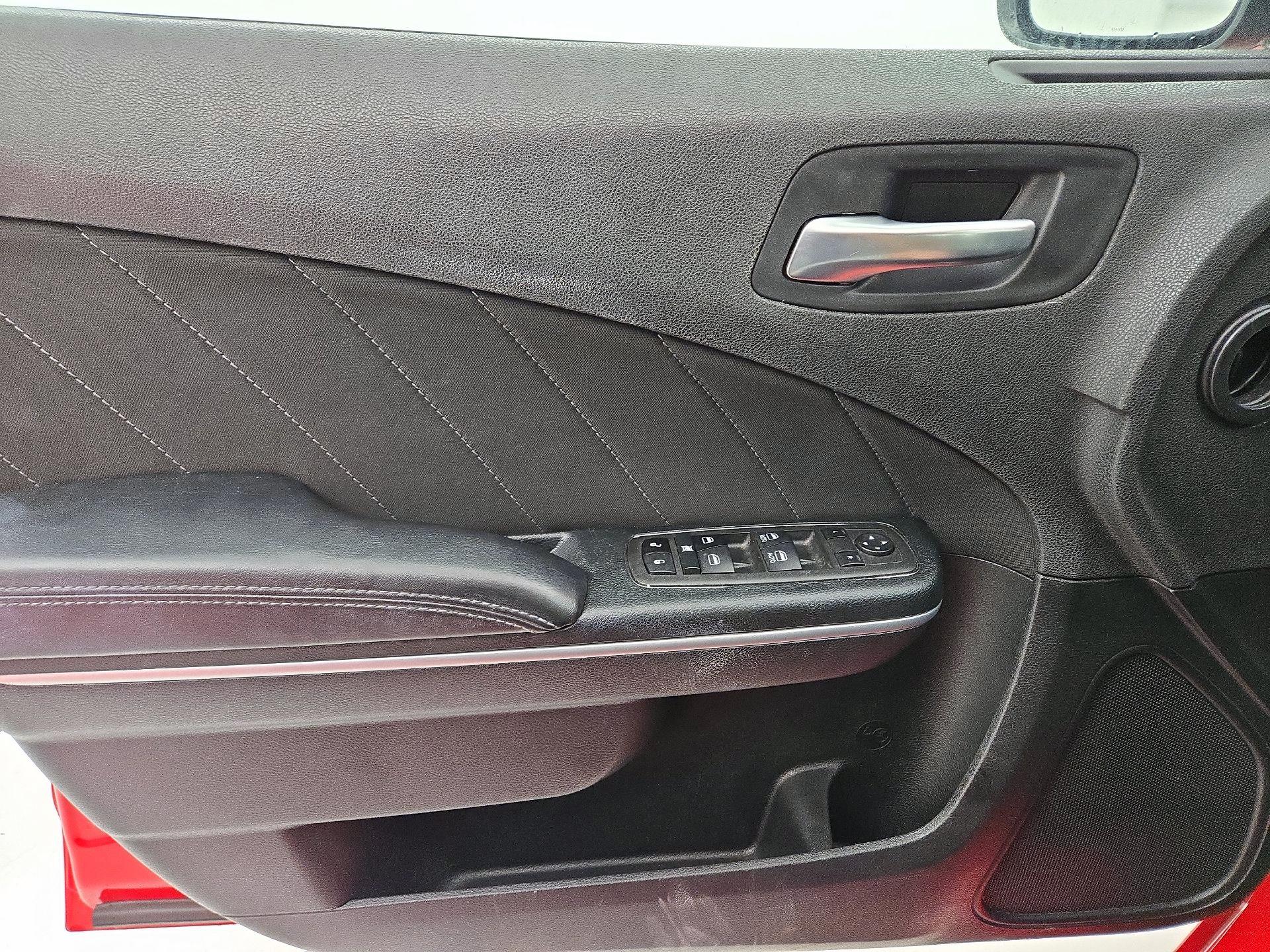 Thumbnail: 2022 Dodge Charger - 12