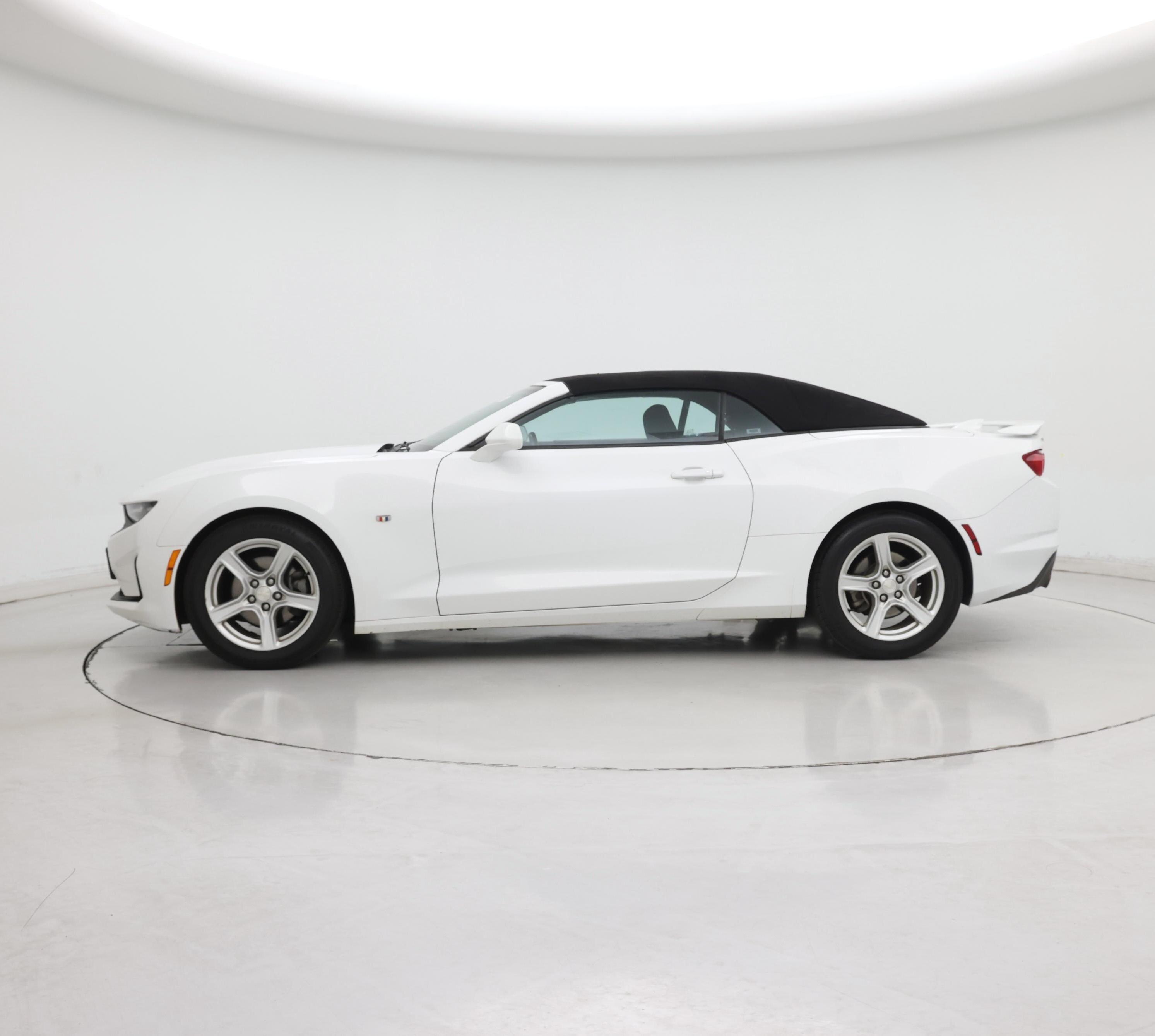 Thumbnail: 2020 Chevrolet Camaro - 3