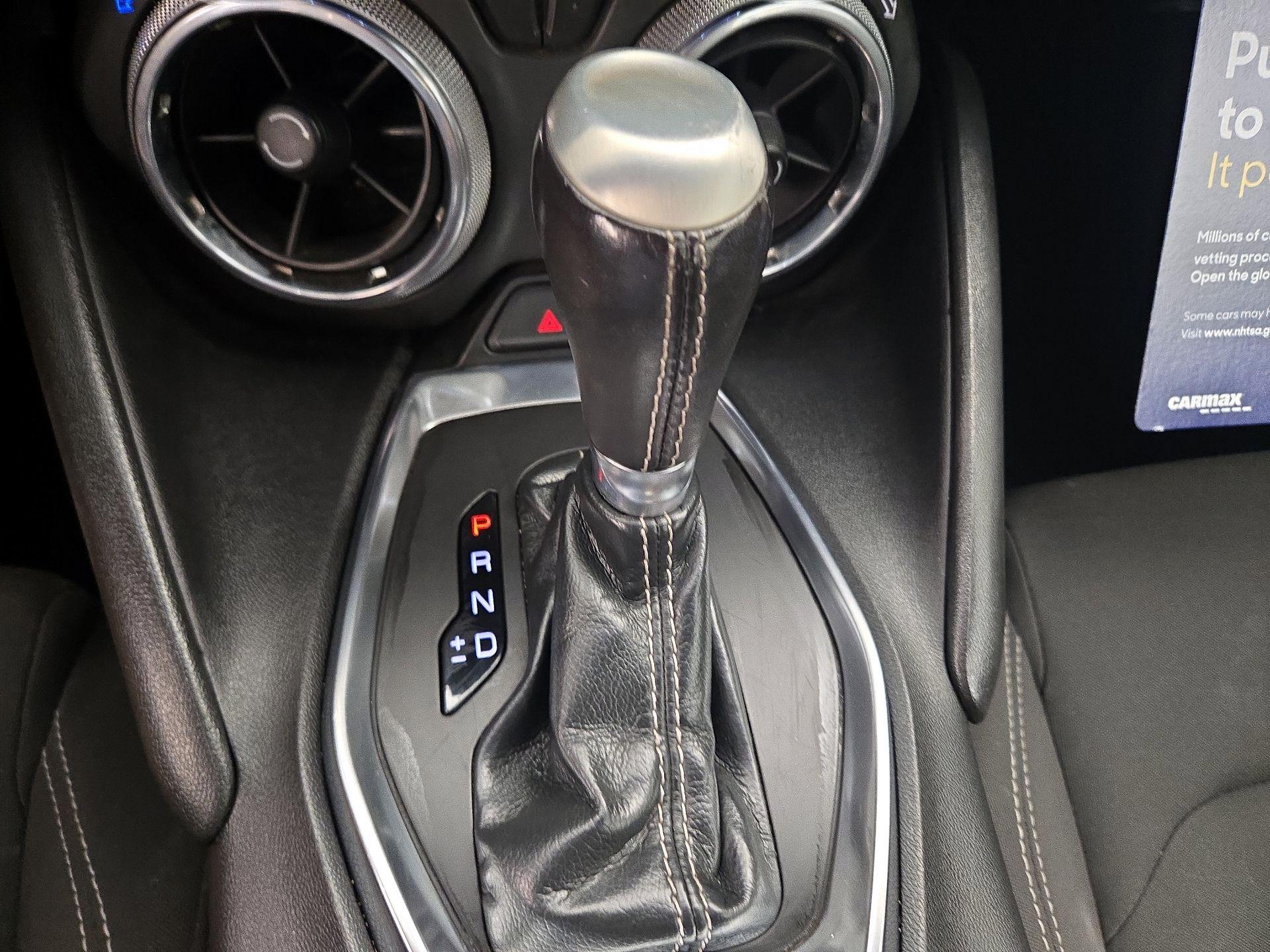 Thumbnail: 2020 Chevrolet Camaro - 16