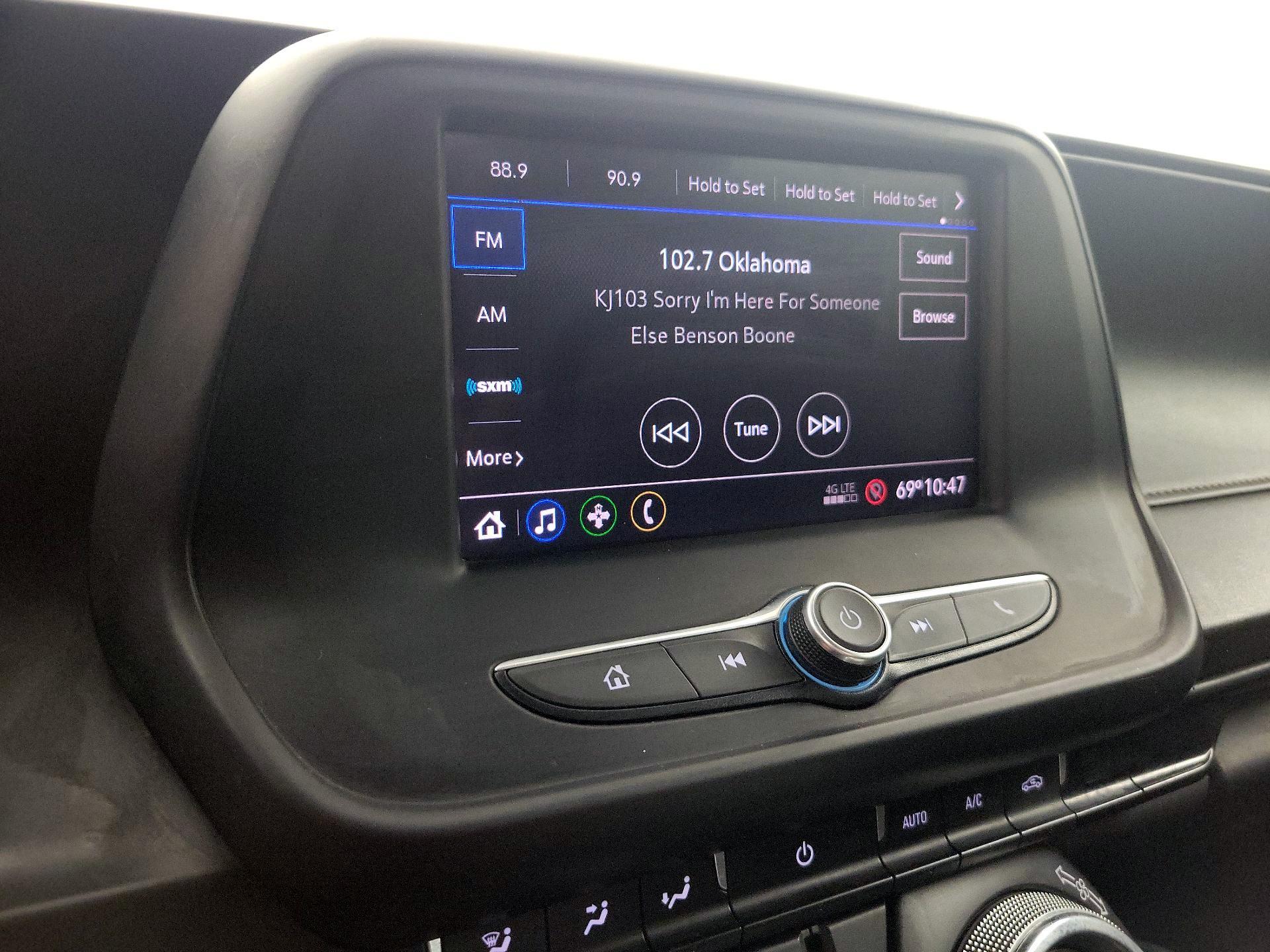 Thumbnail: 2020 Chevrolet Camaro - 14