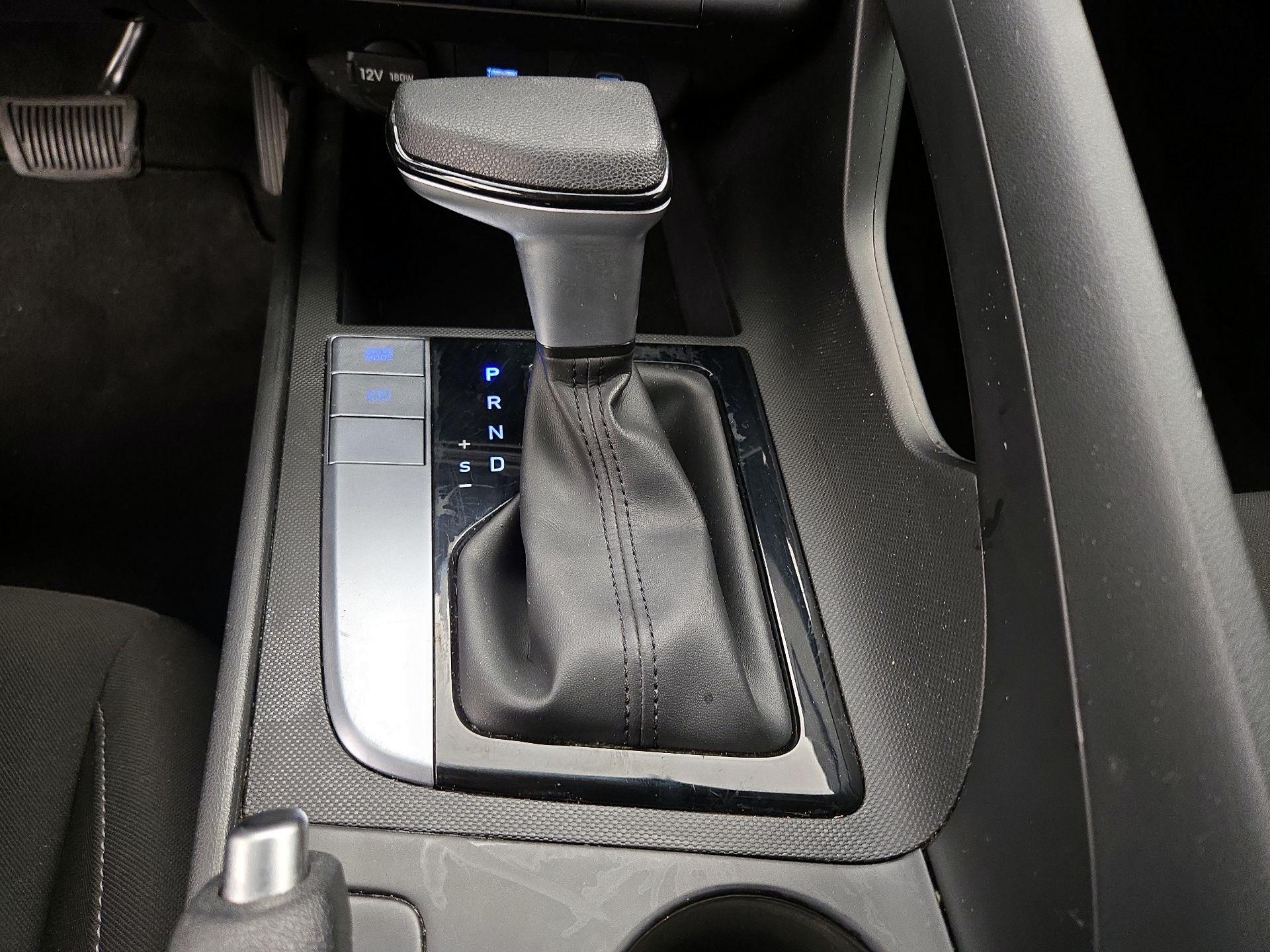 Thumbnail: 2024 Hyundai Elantra - 18