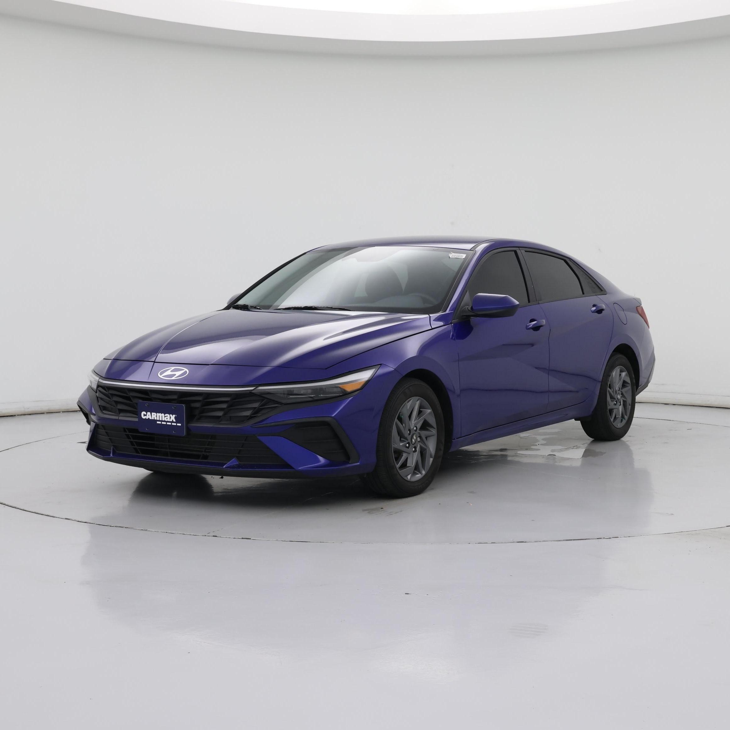 Thumbnail: 2024 Hyundai Elantra - 4