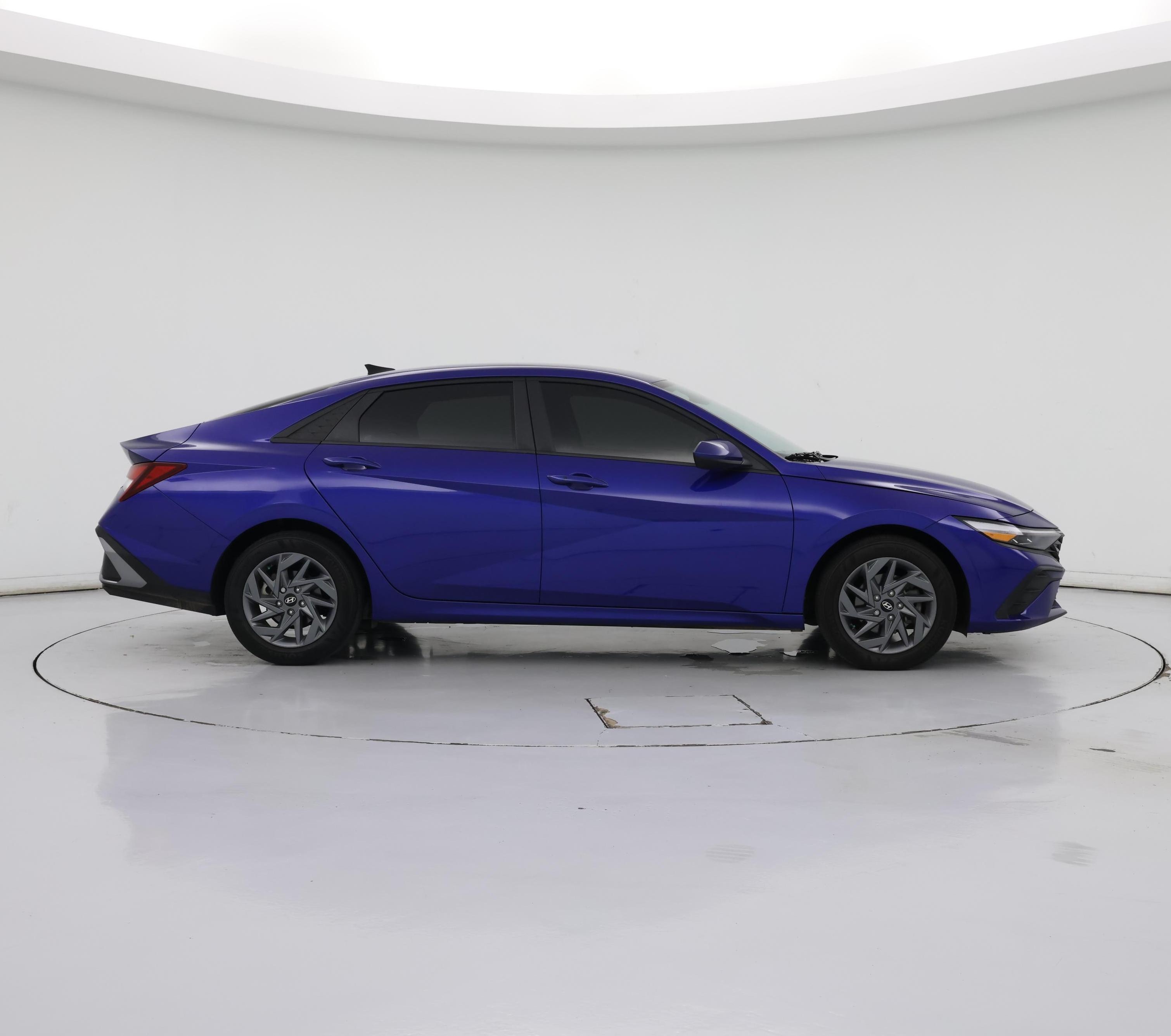 Thumbnail: 2024 Hyundai Elantra - 7