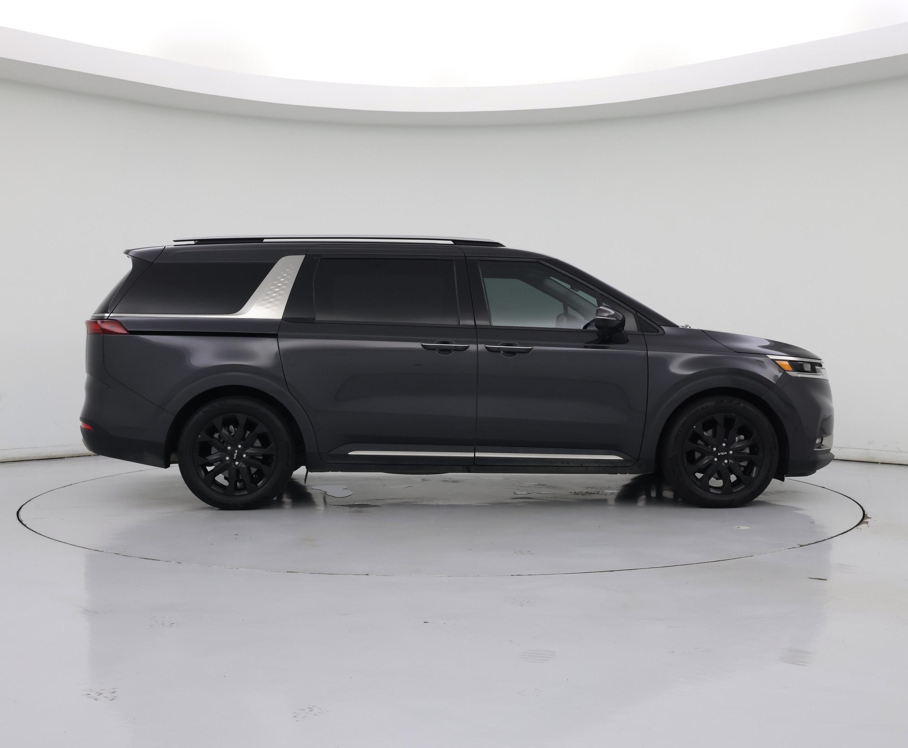 Thumbnail: 2023 Kia Carnival - 7