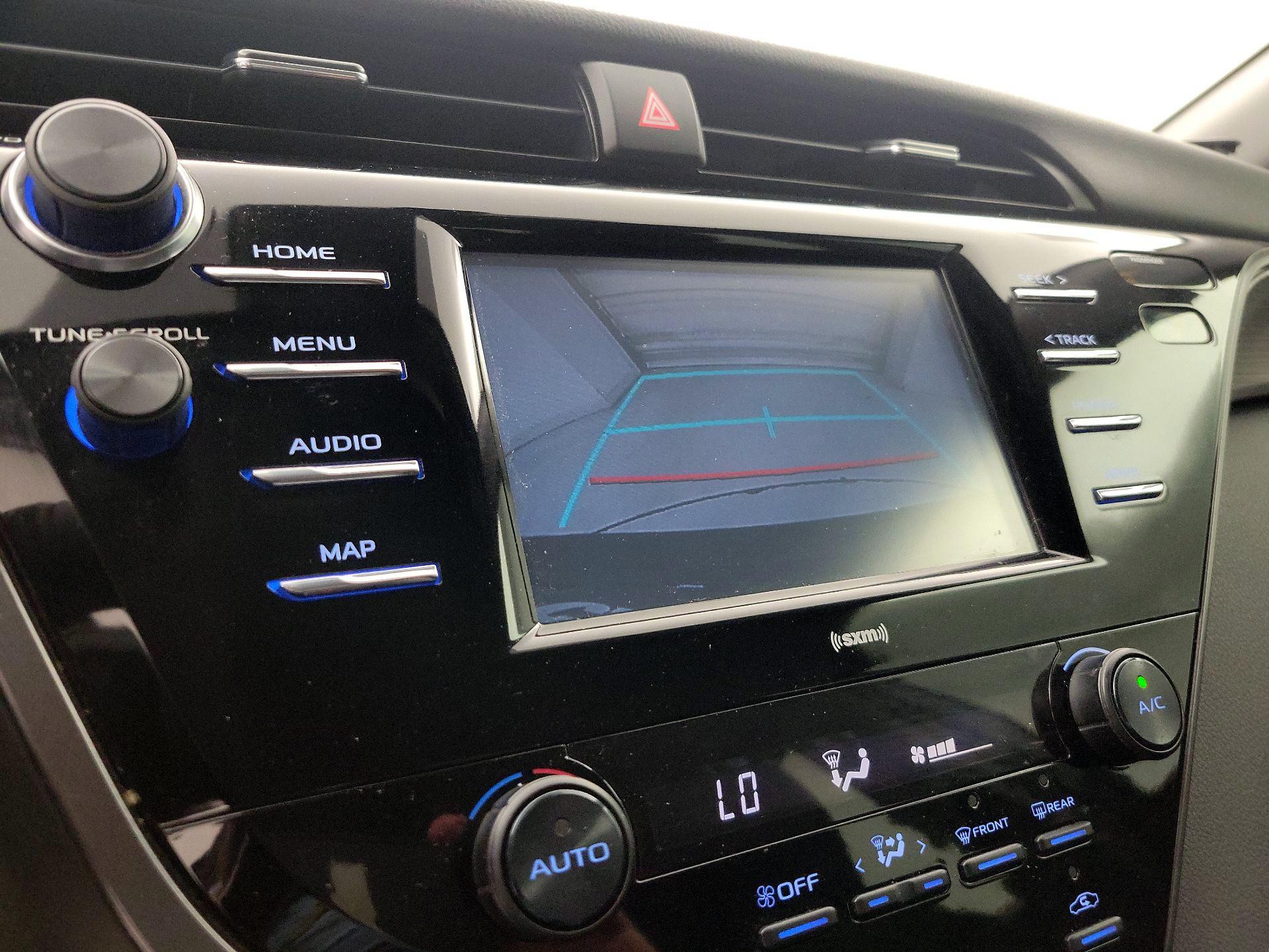 Thumbnail: 2020 Toyota Camry - 14