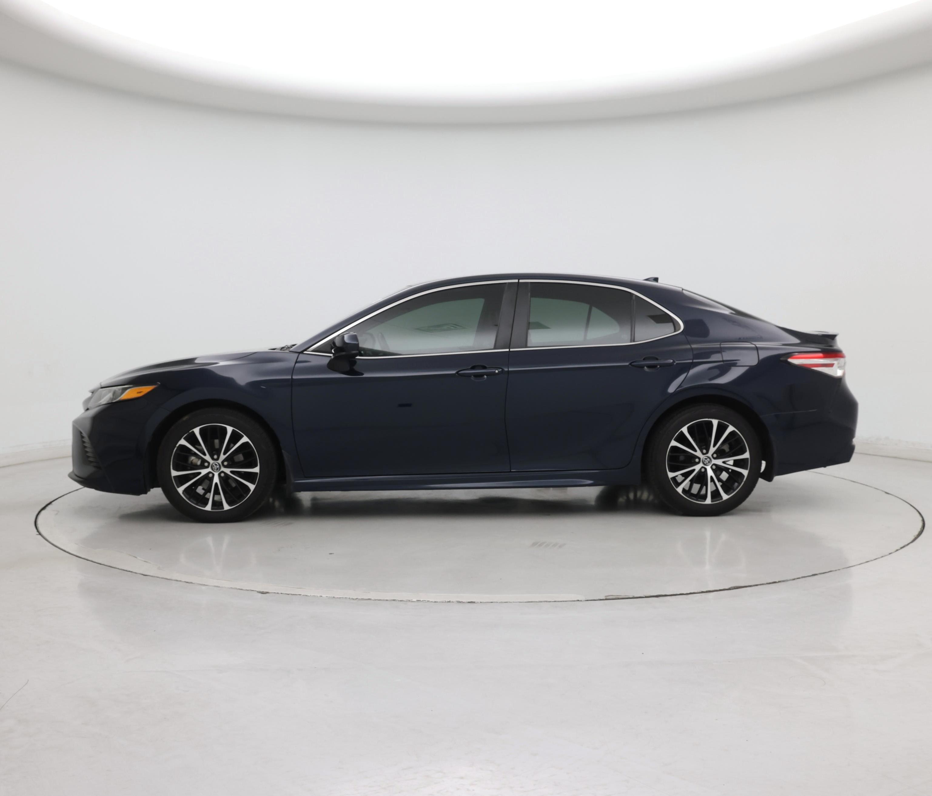 Thumbnail: 2020 Toyota Camry - 3