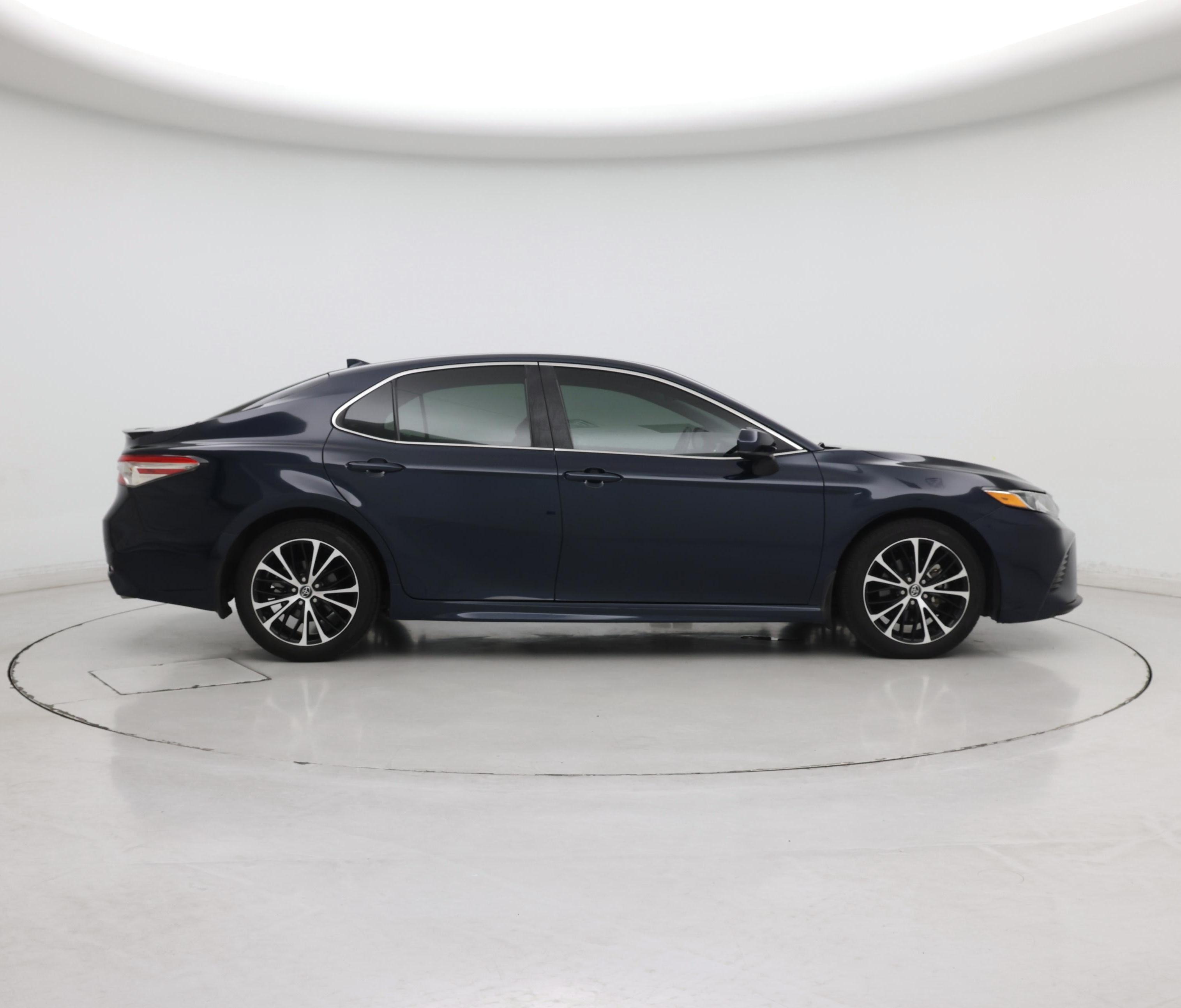 Thumbnail: 2020 Toyota Camry - 7